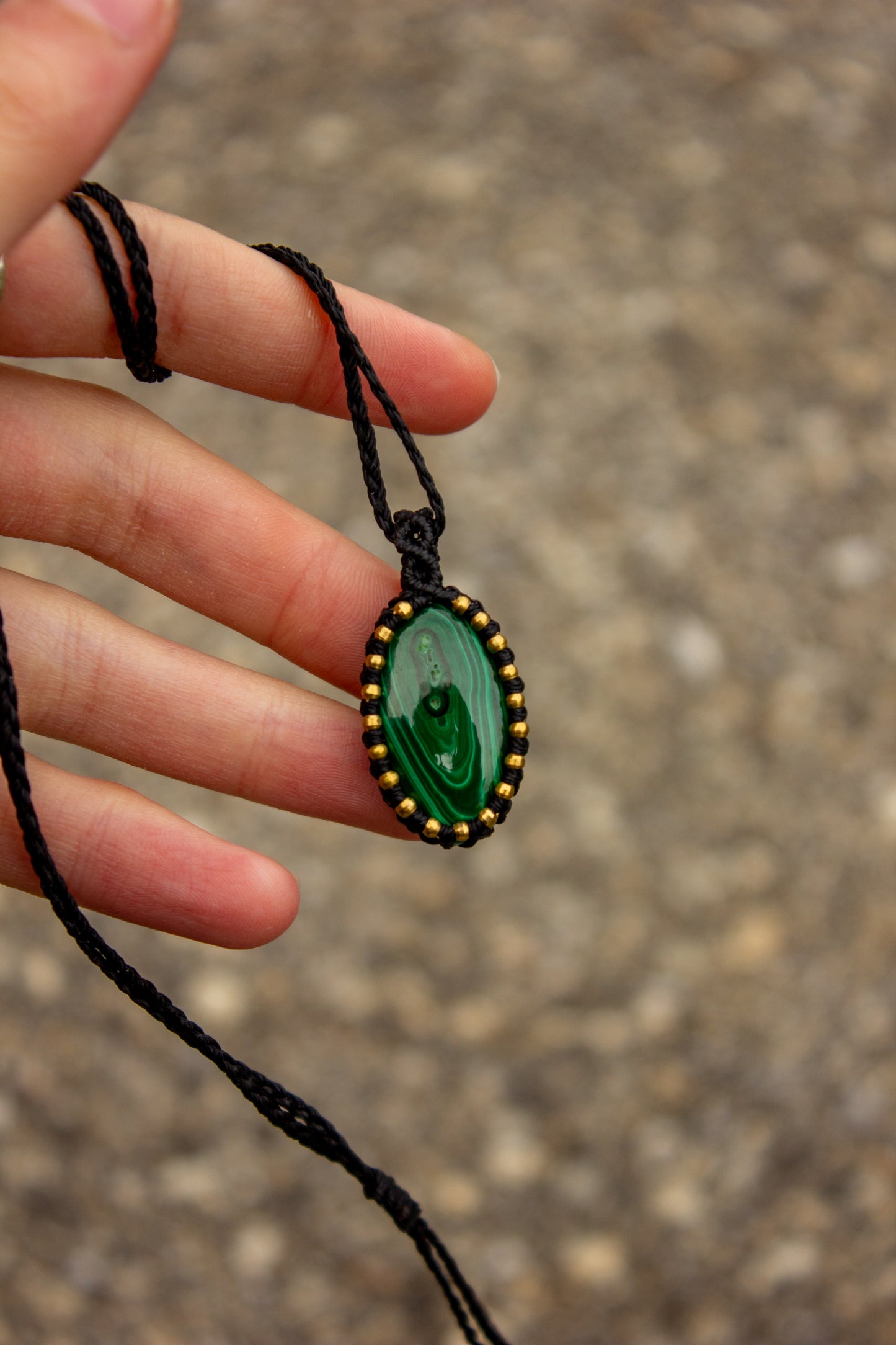 Malachite • macrame necklace