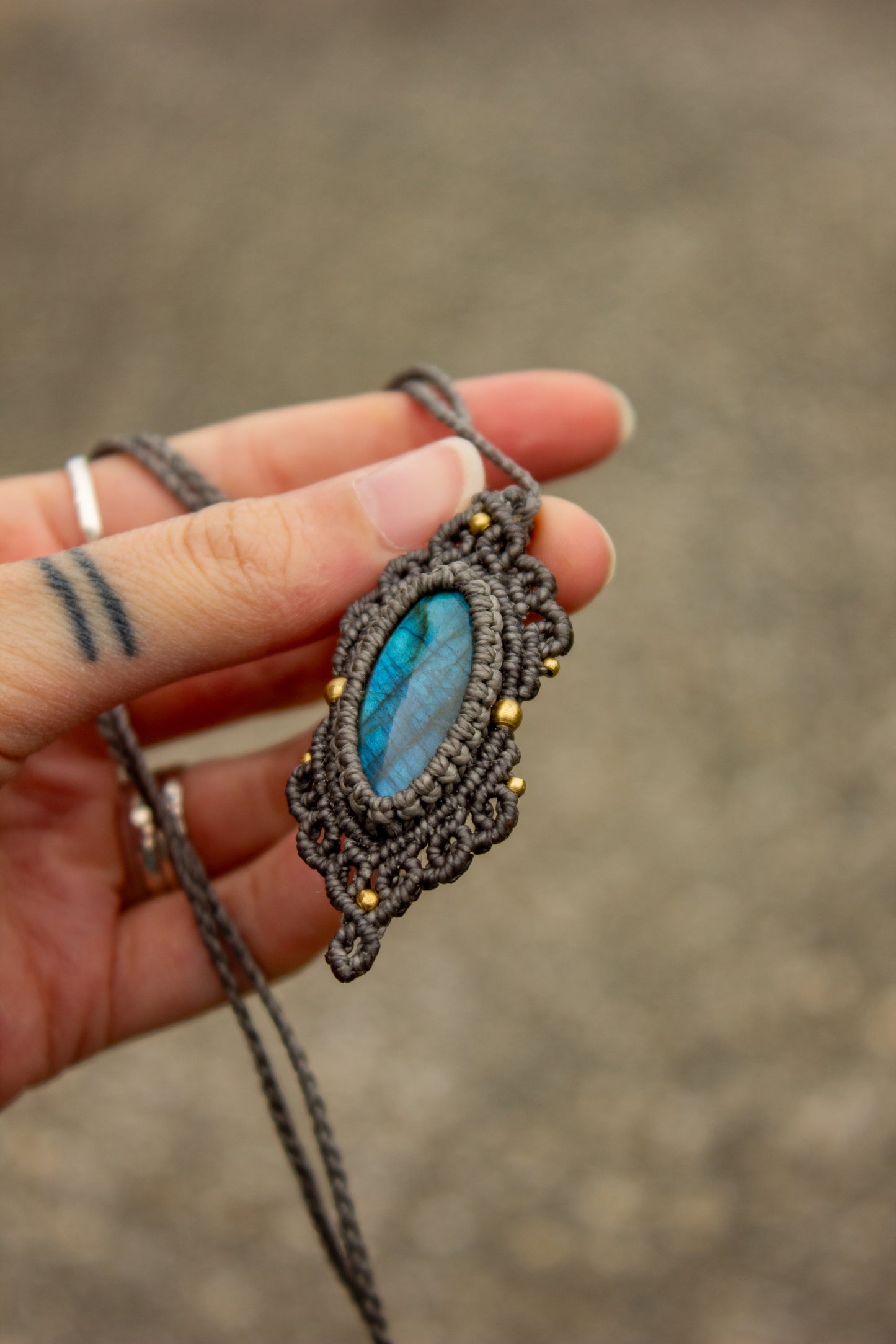 Labradorite • macrame necklace