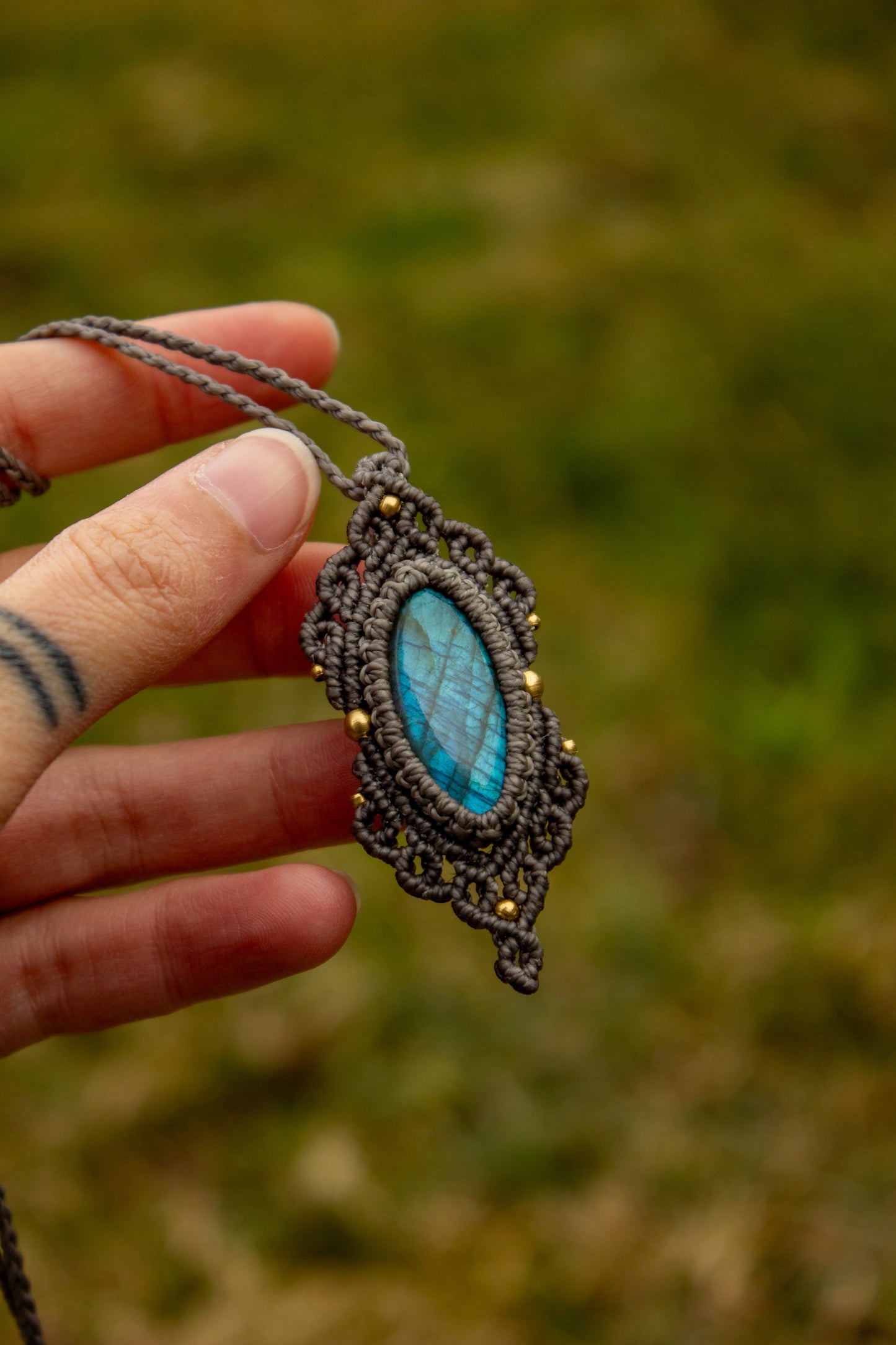 Labradorite • macrame necklace