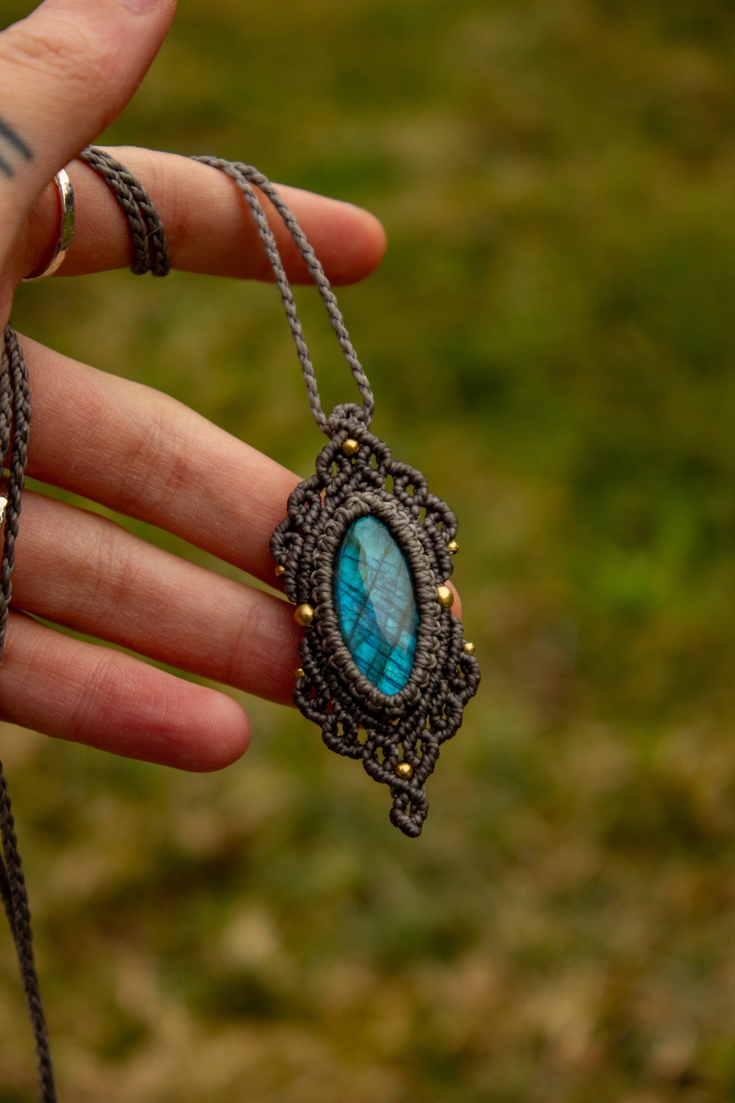 Labradorite • macrame necklace