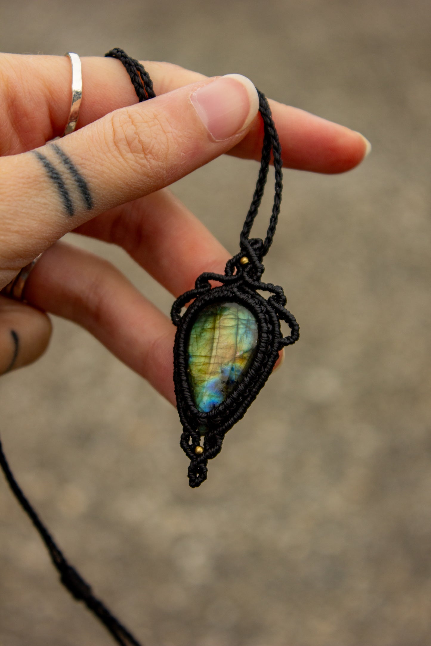 Labradorite • macrame necklace