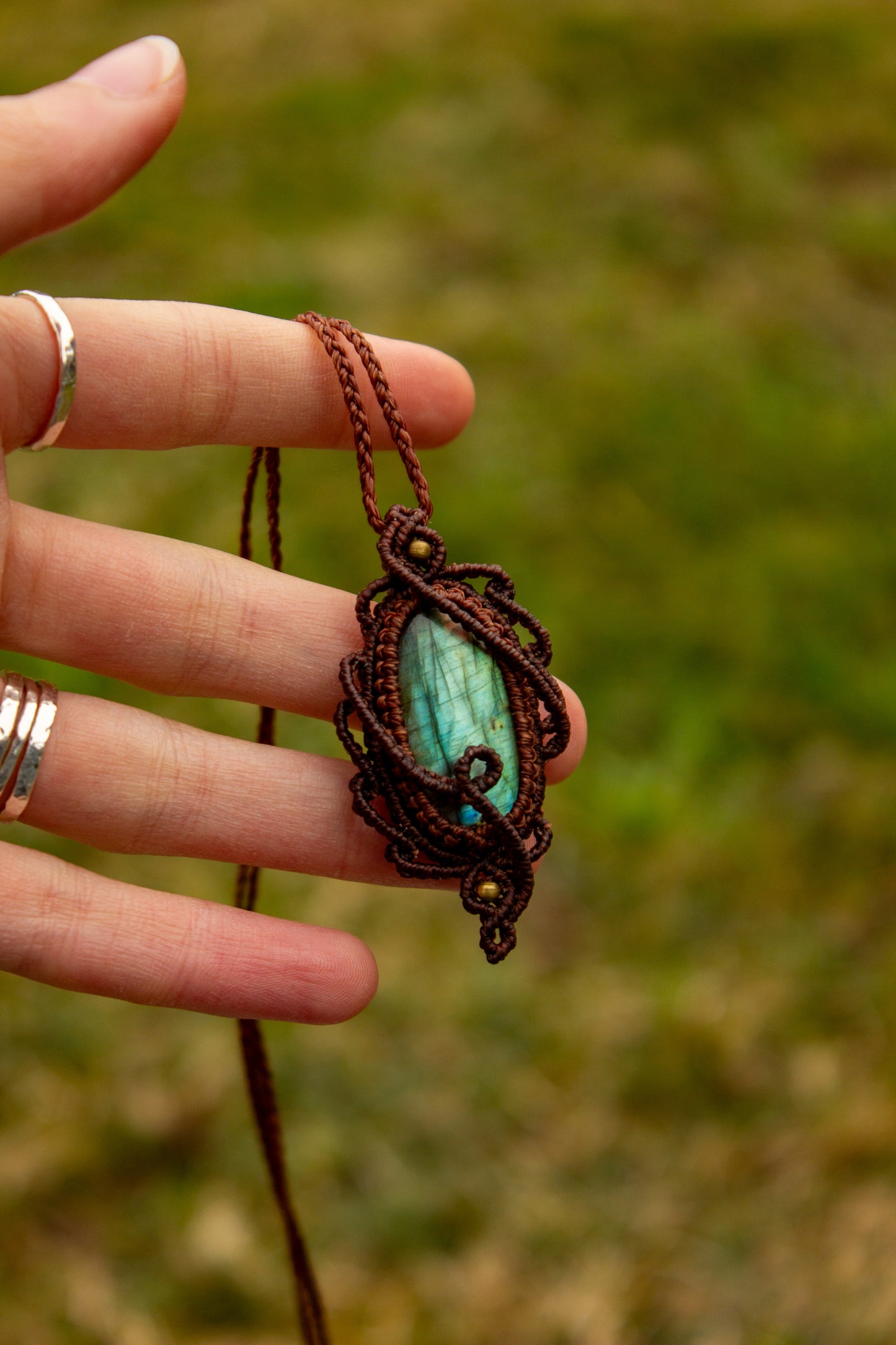 Labradorite • macrame necklace