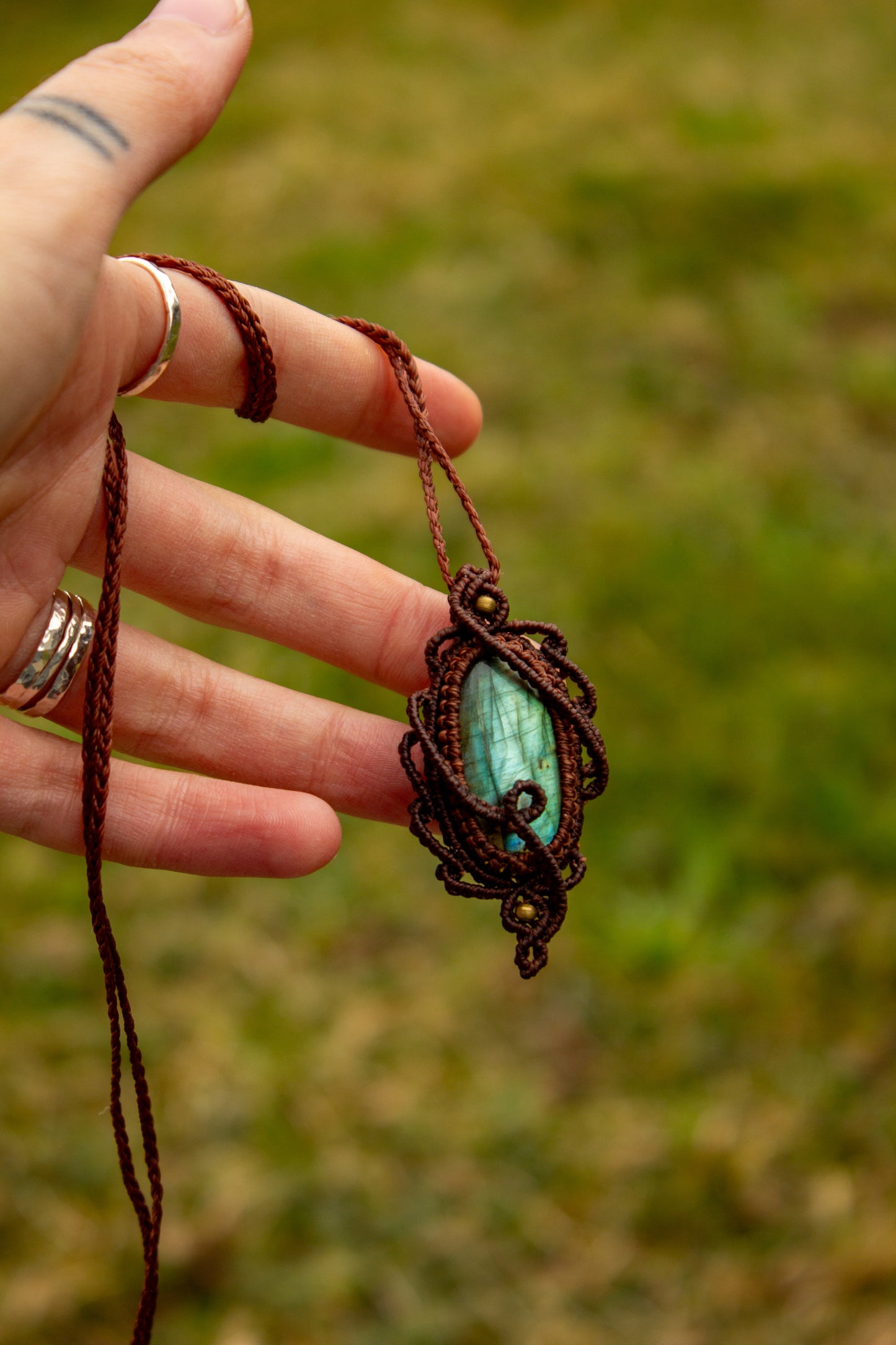 Labradorite • macrame necklace