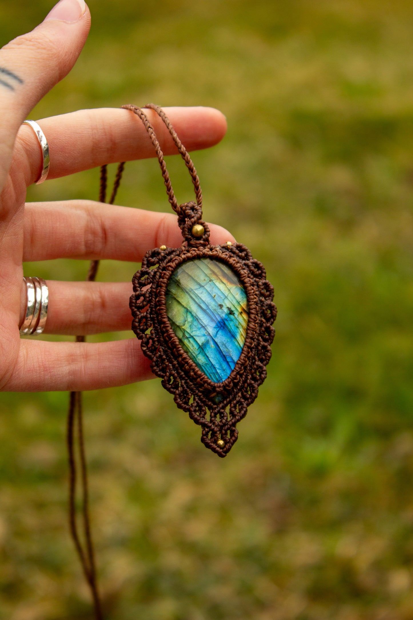 Labradorite • macrame necklace