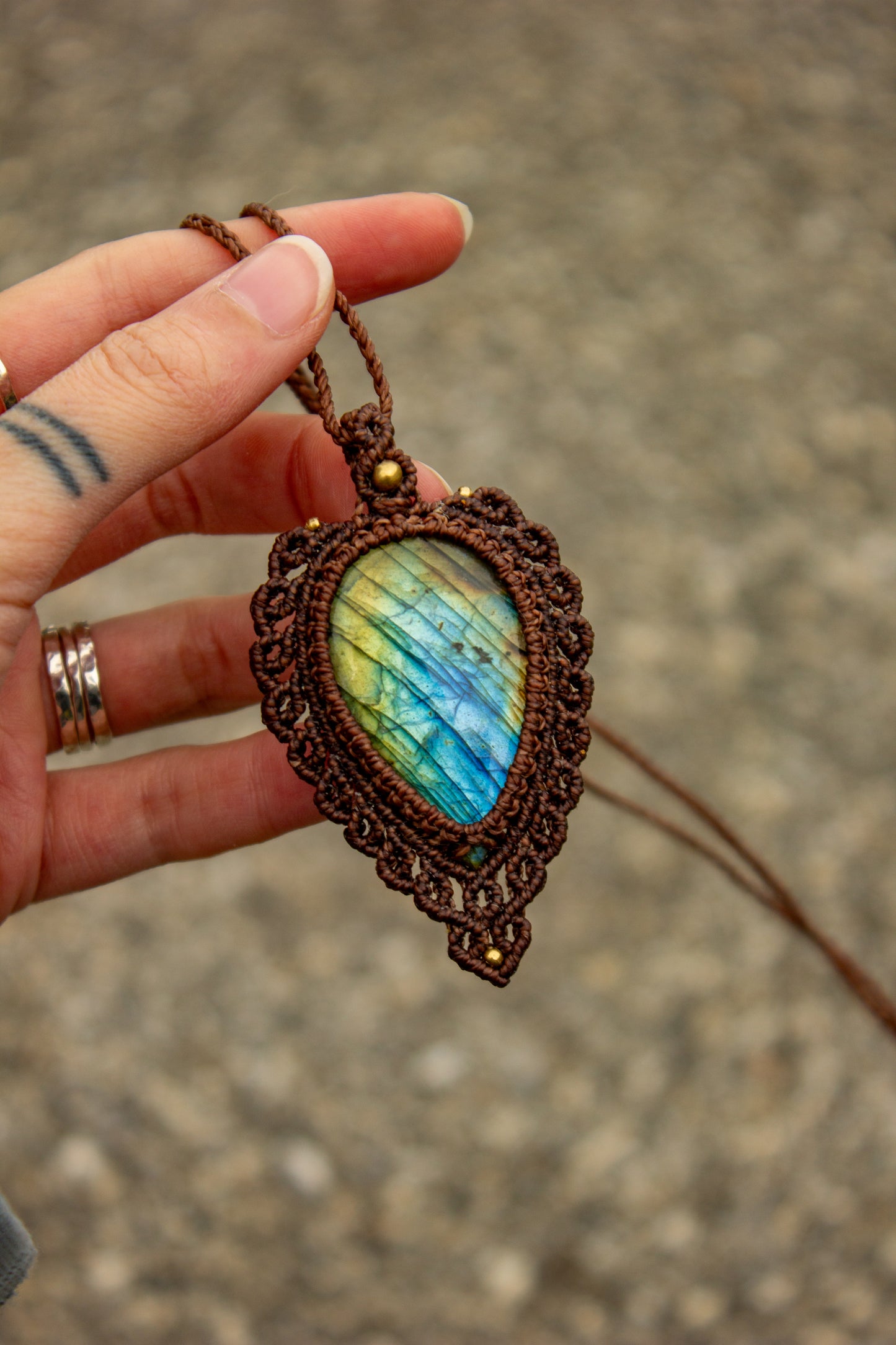 Labradorite • macrame necklace