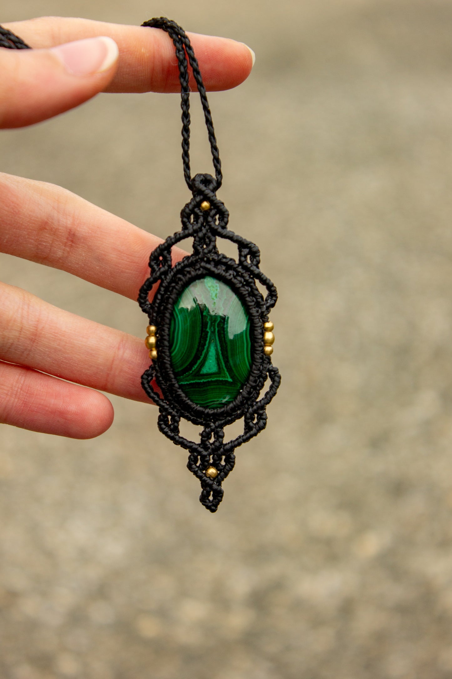 Malachite • macrame necklace