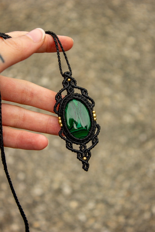 Malachite • macrame necklace