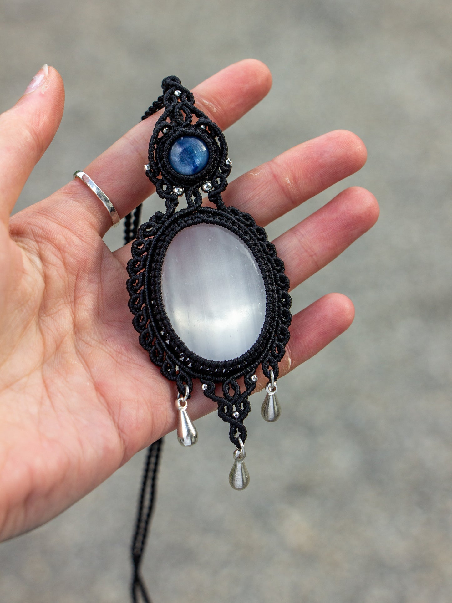Kyanite & Selenite macrame necklace