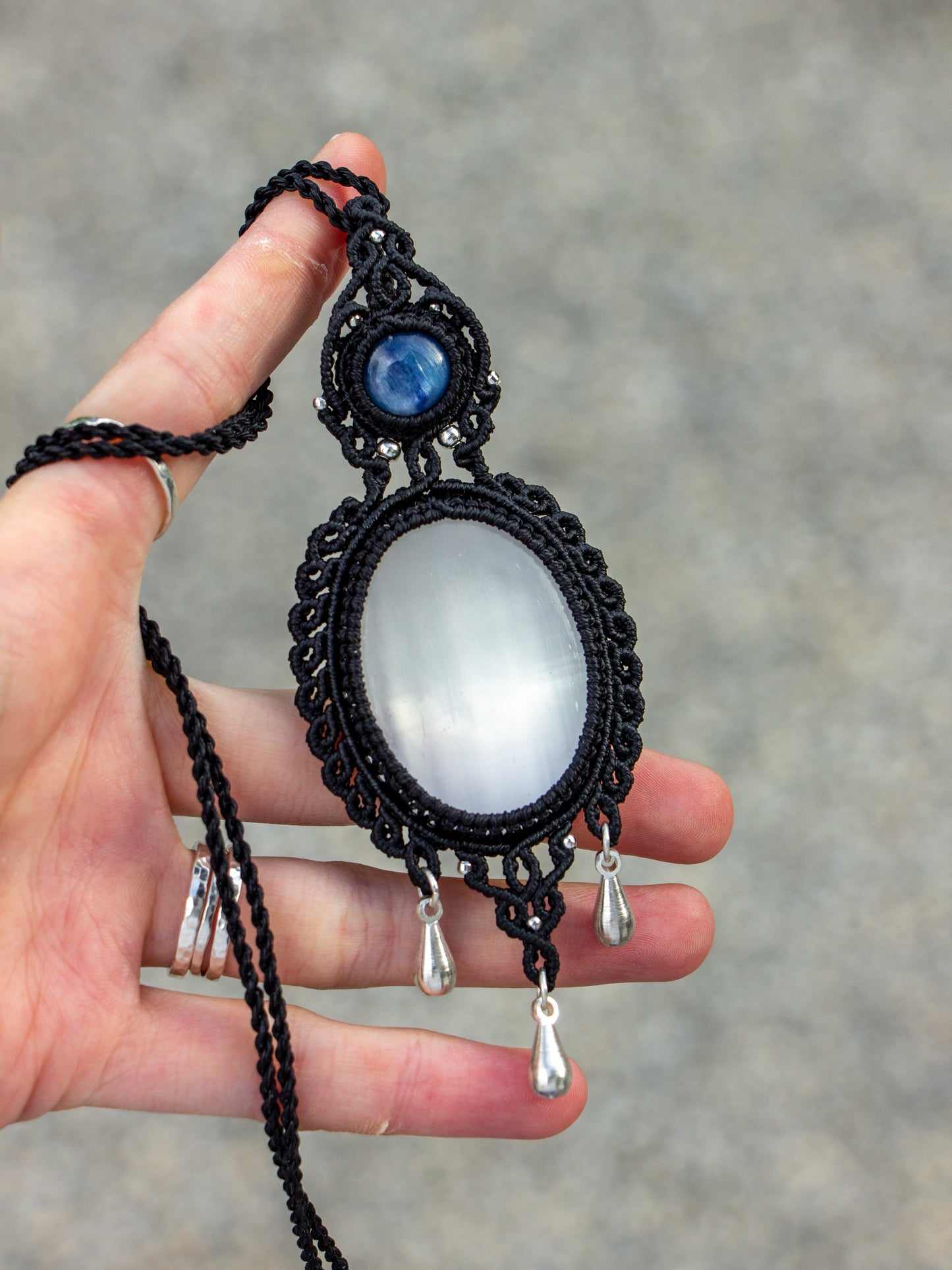 Kyanite & Selenite macrame necklace
