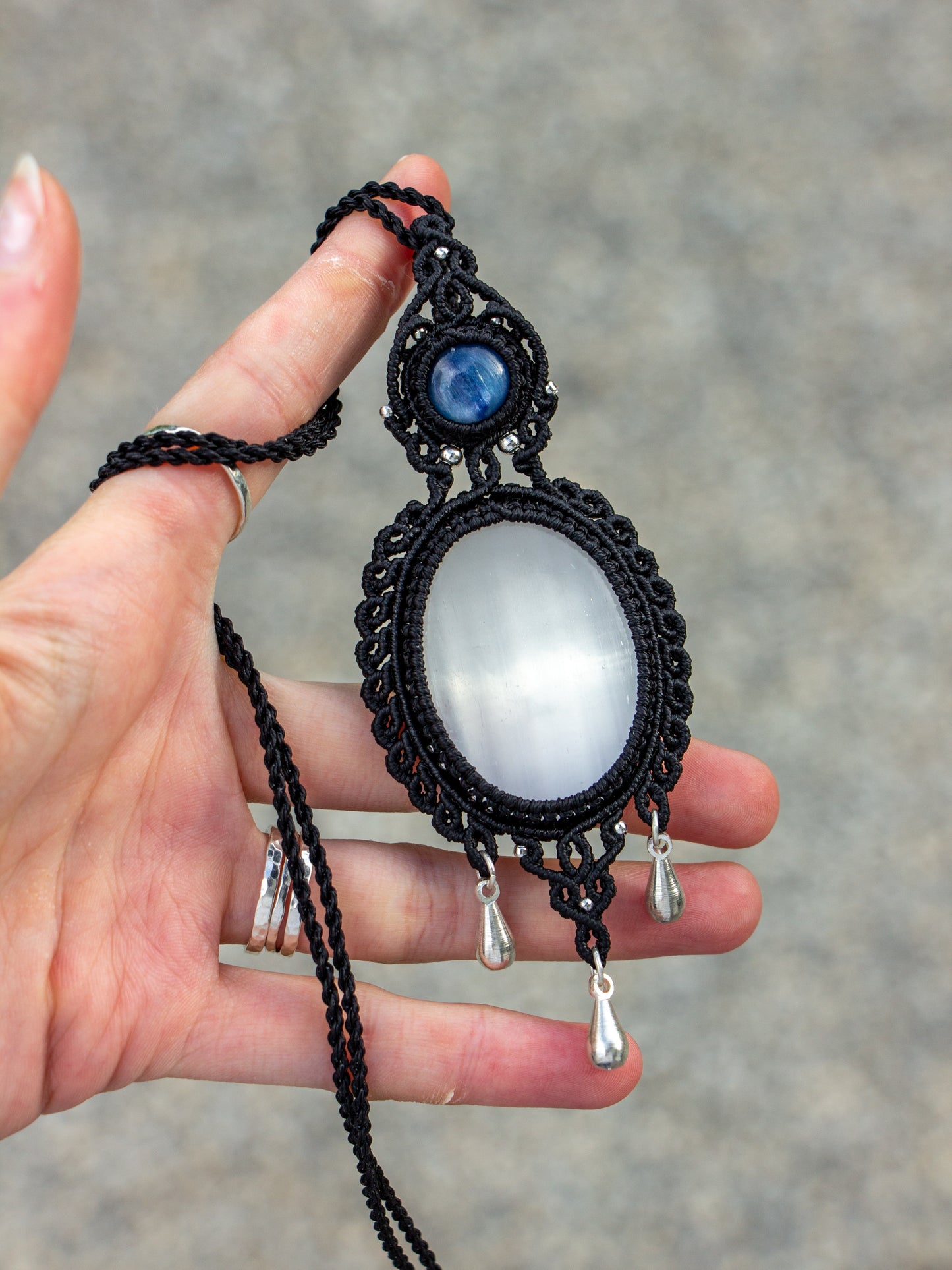 Kyanite & Selenite macrame necklace