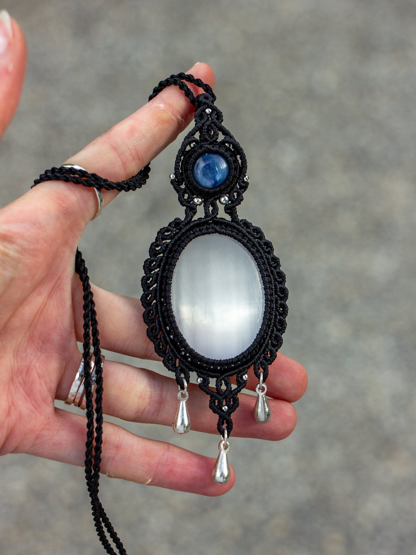Kyanite & Selenite macrame necklace
