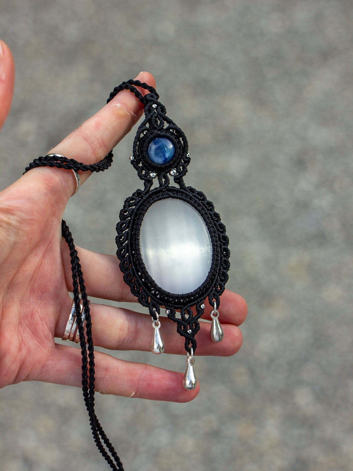 Kyanite & Selenite macrame necklace