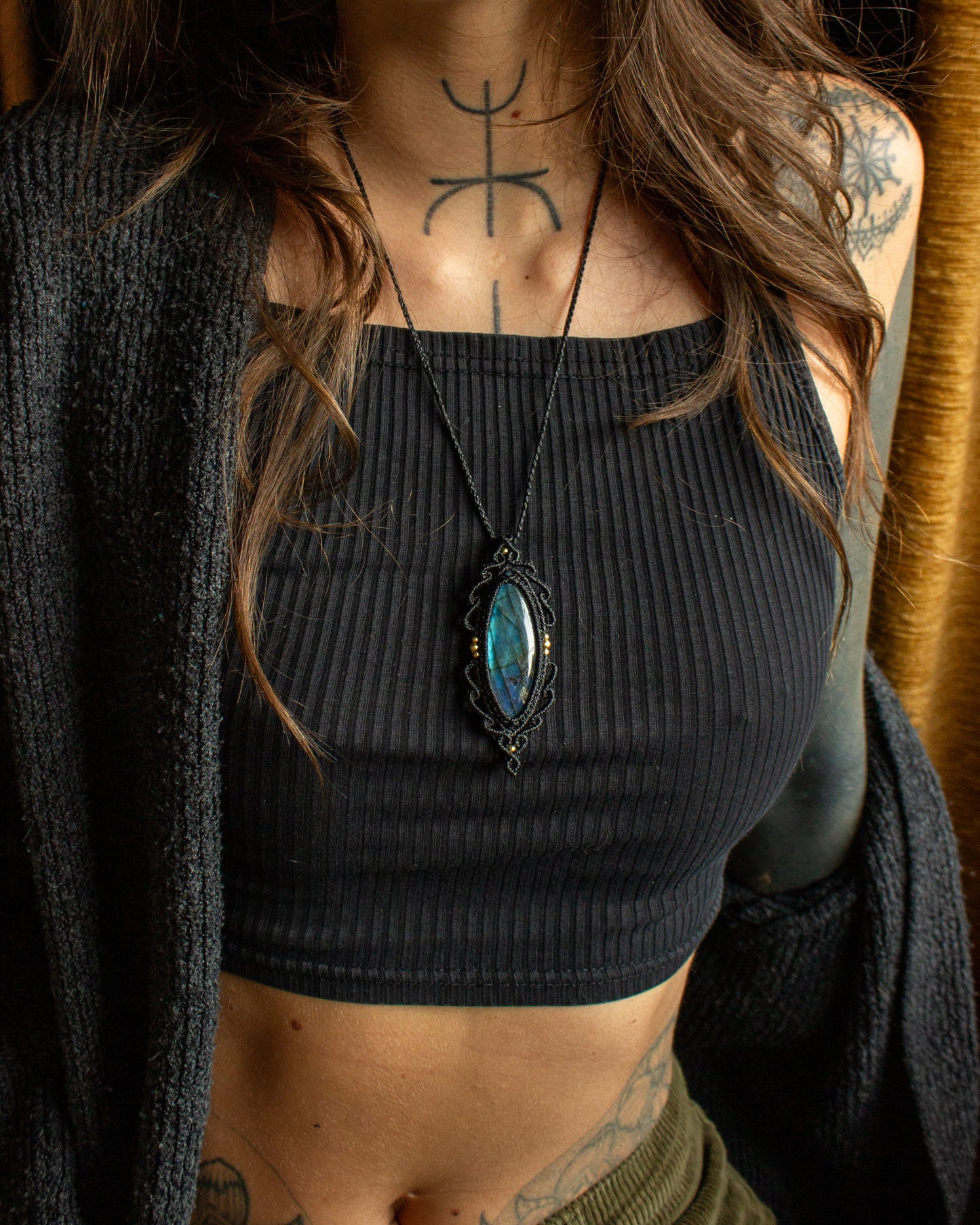Labradorite • macrame necklace