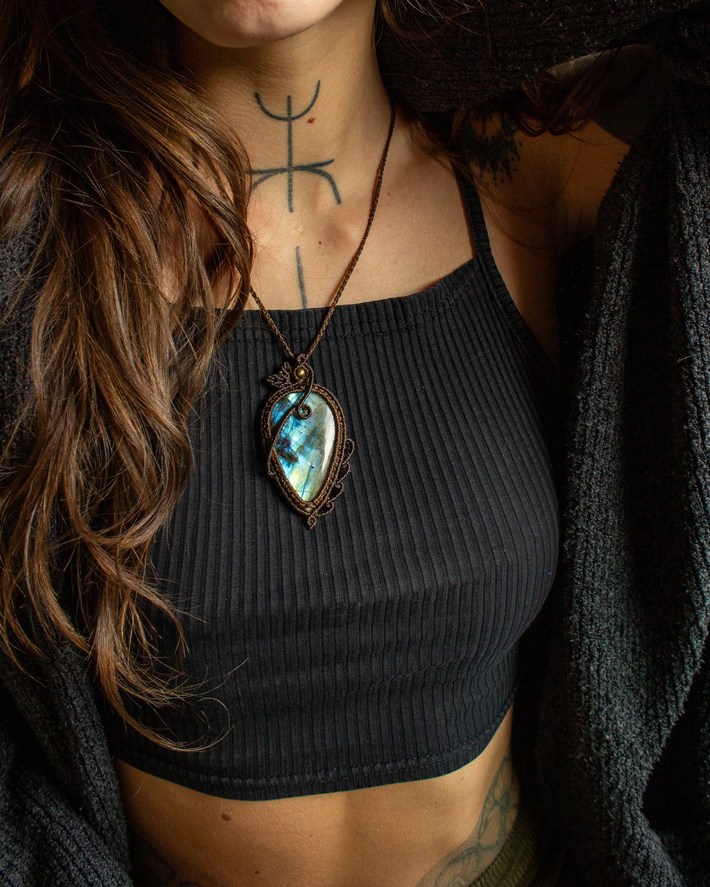 Labradorite • macrame necklace