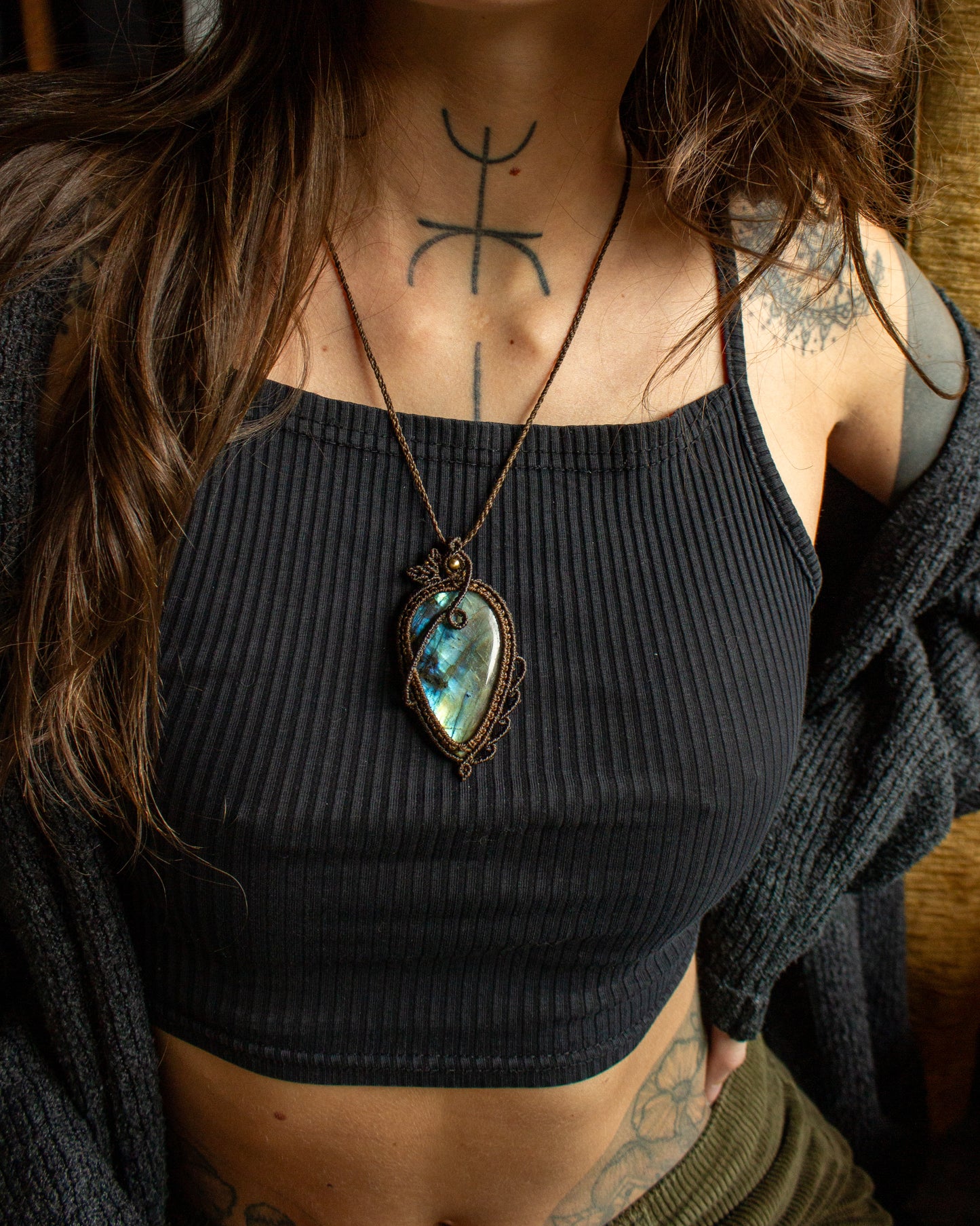 Labradorite • macrame necklace