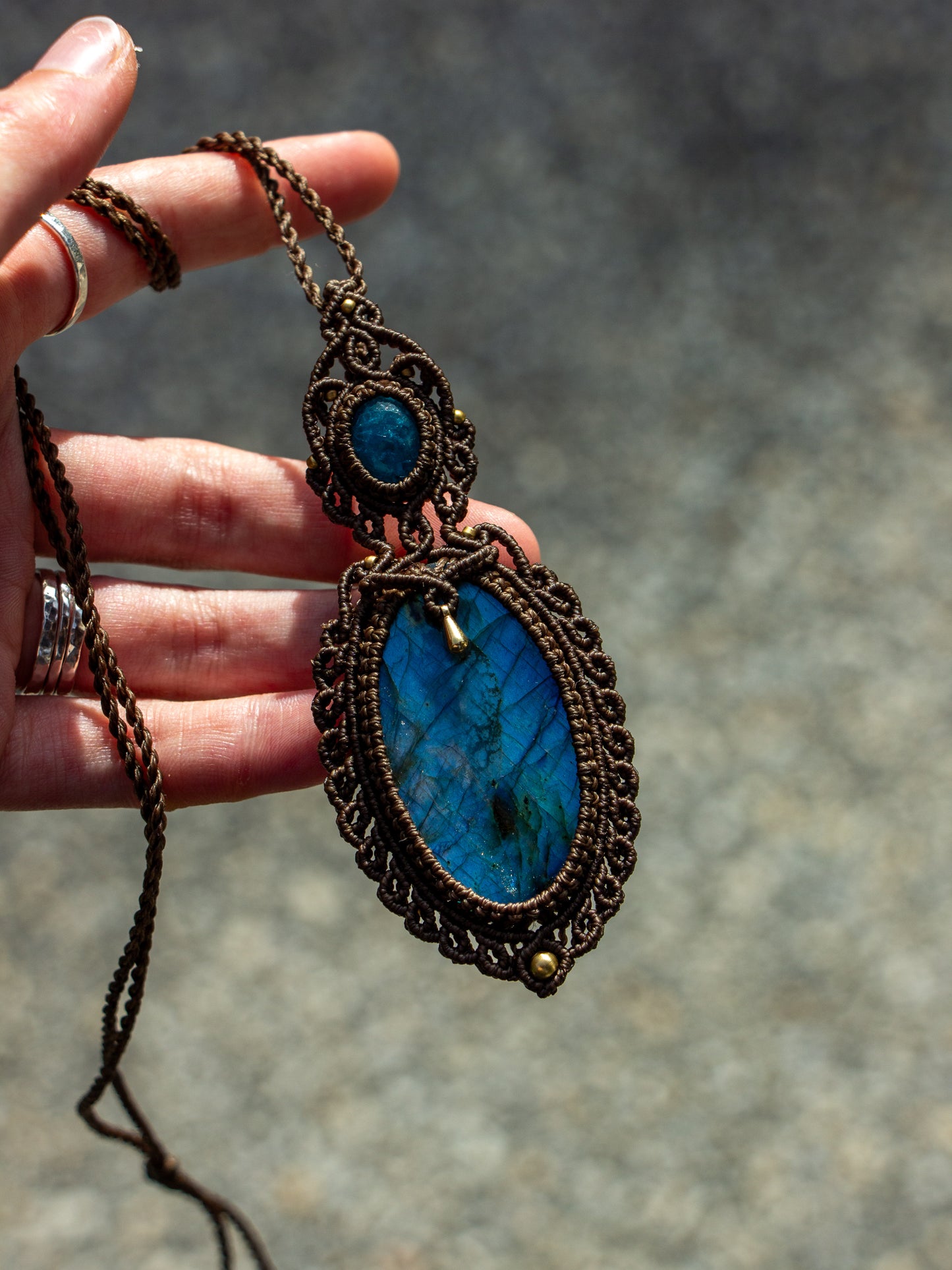 Apatite & Labradorite macrame necklace
