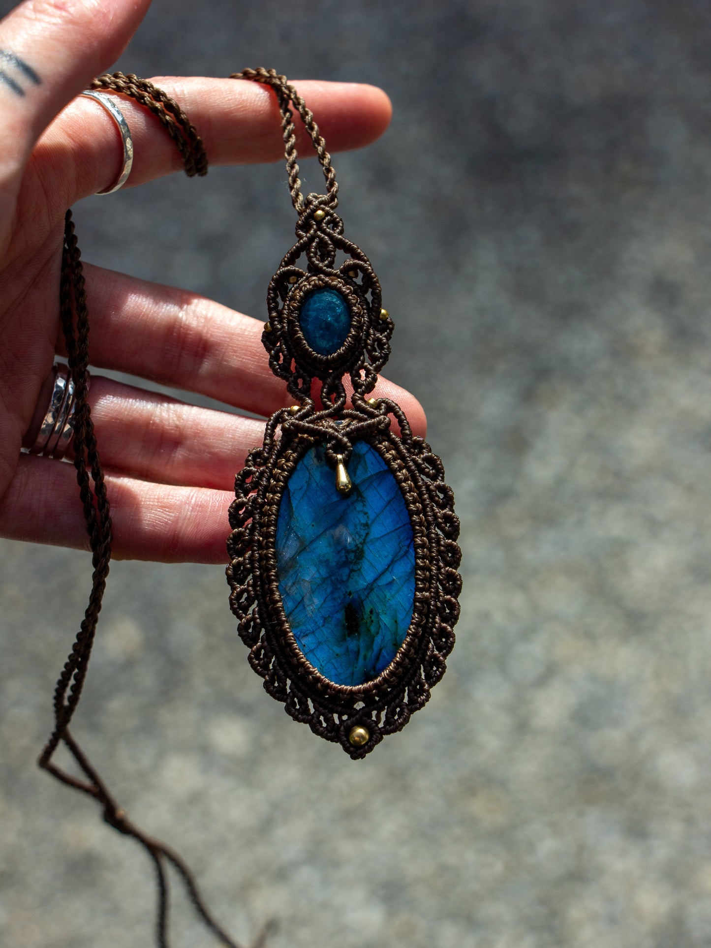 Apatite & Labradorite macrame necklace