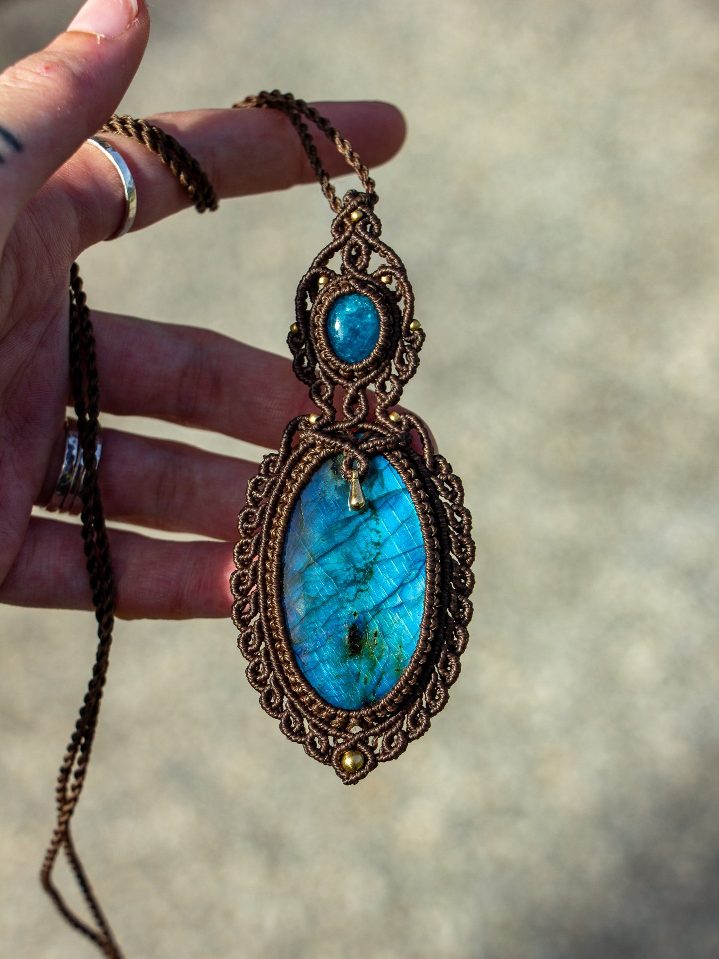 Apatite & Labradorite macrame necklace