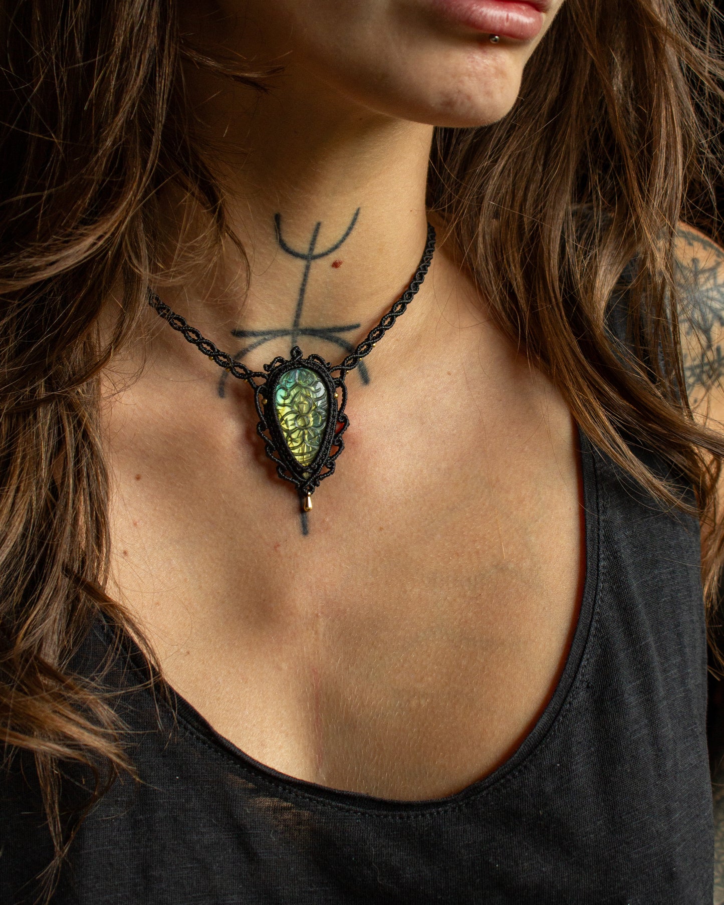 Labradorite • macrame necklace