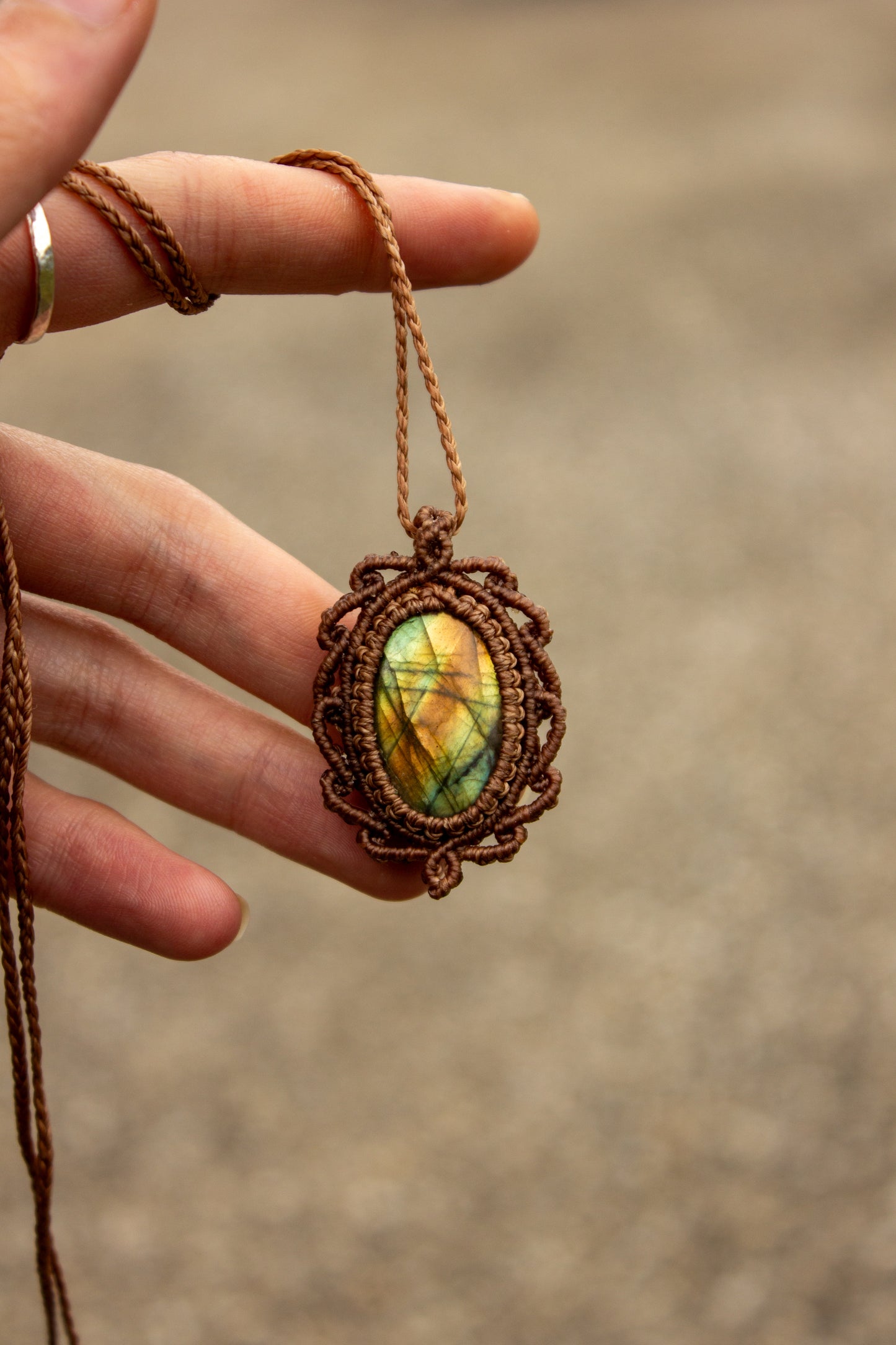 Labradorite • macrame necklace