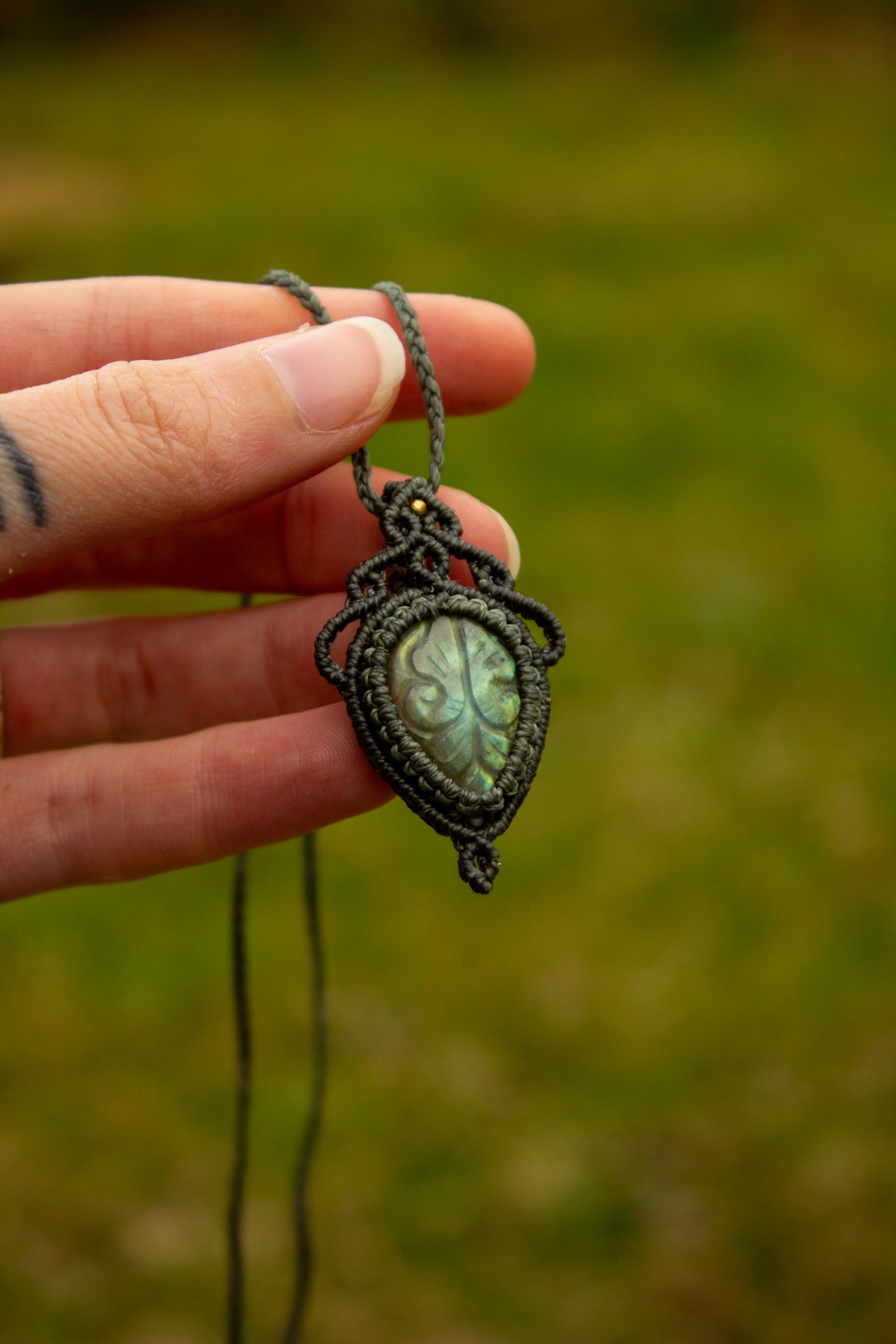 Labradorite • macrame necklace