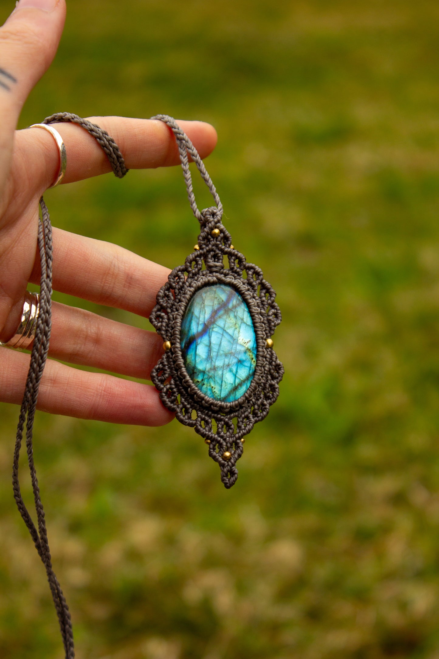 Labradorite • macrame necklace