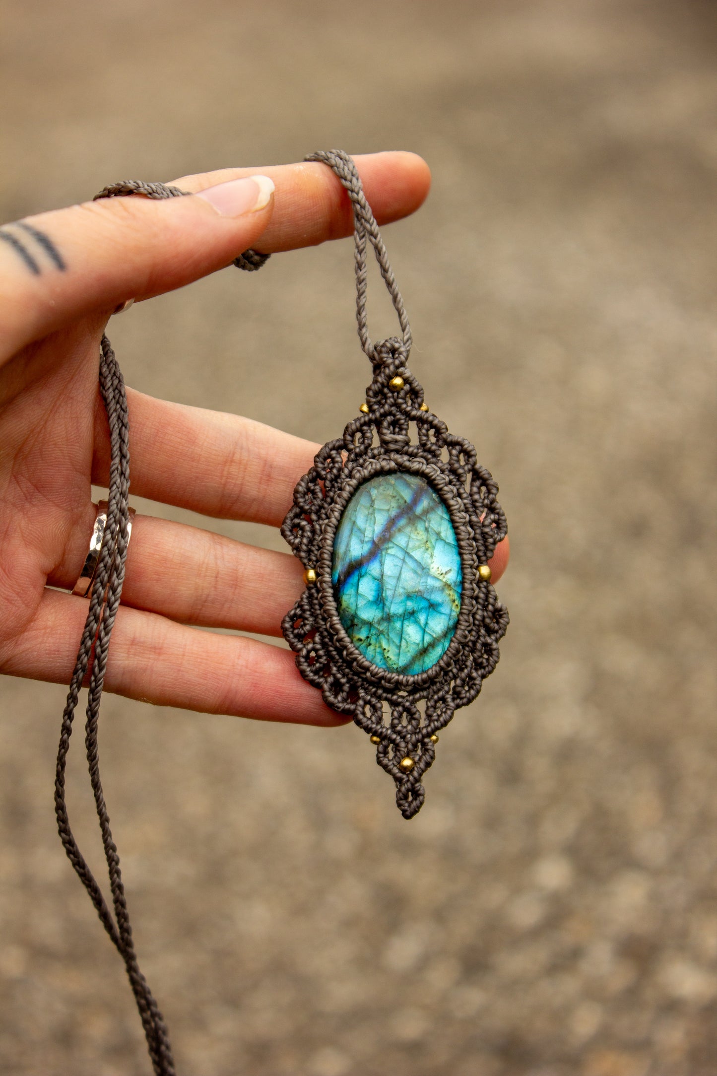 Labradorite • macrame necklace