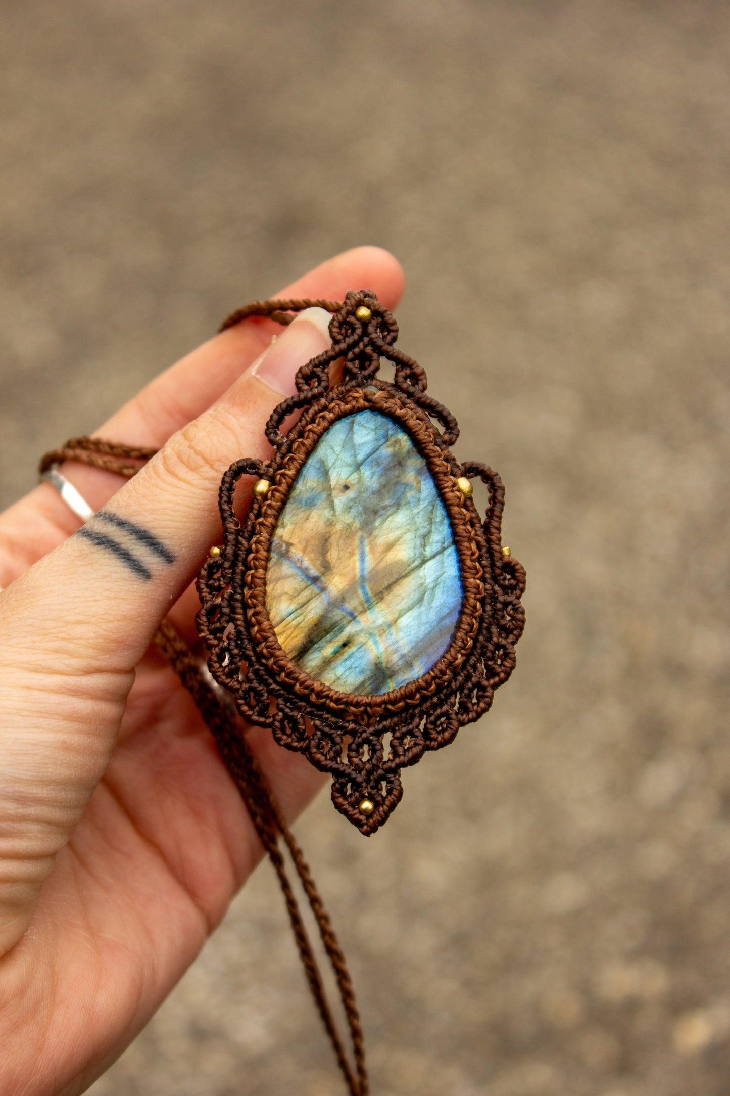 Labradorite • macrame necklace