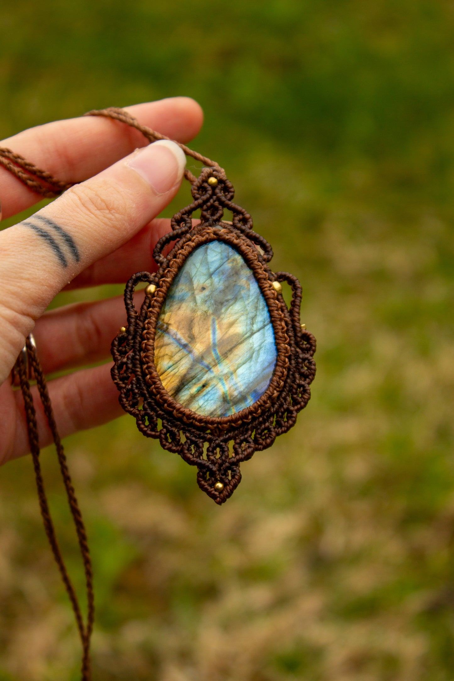 Labradorite • macrame necklace