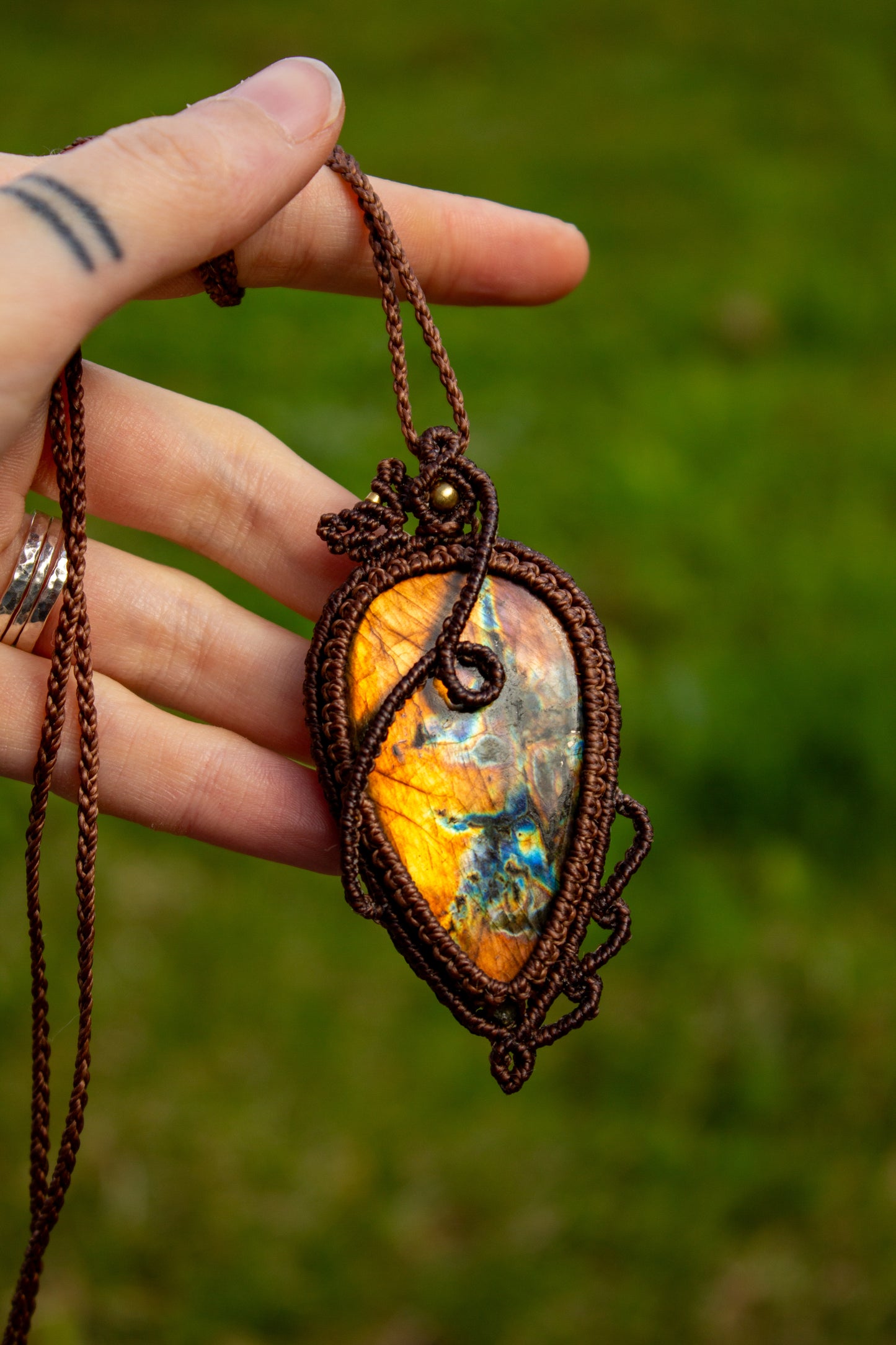 Labradorite • macrame necklace