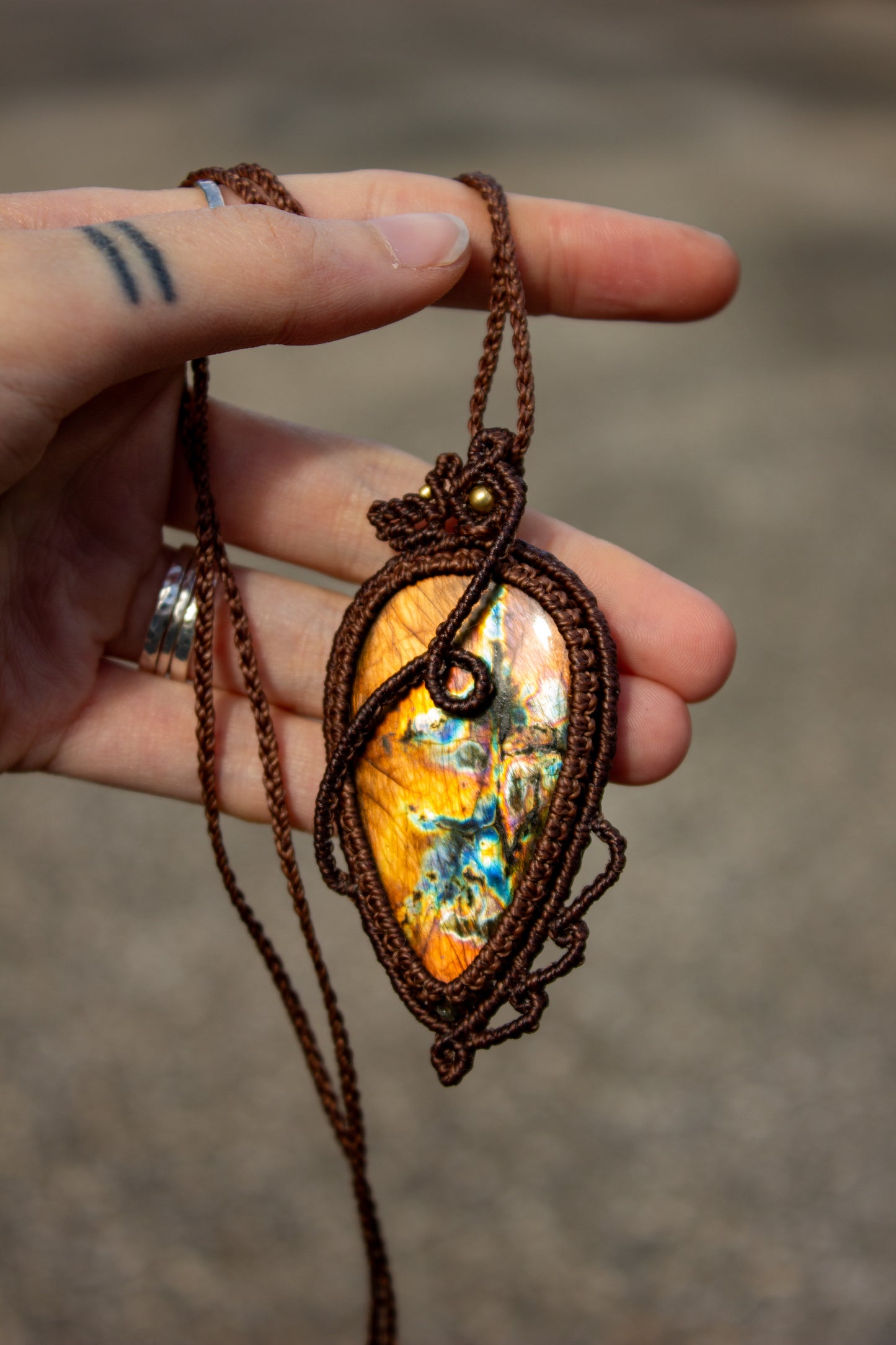 Labradorite • macrame necklace