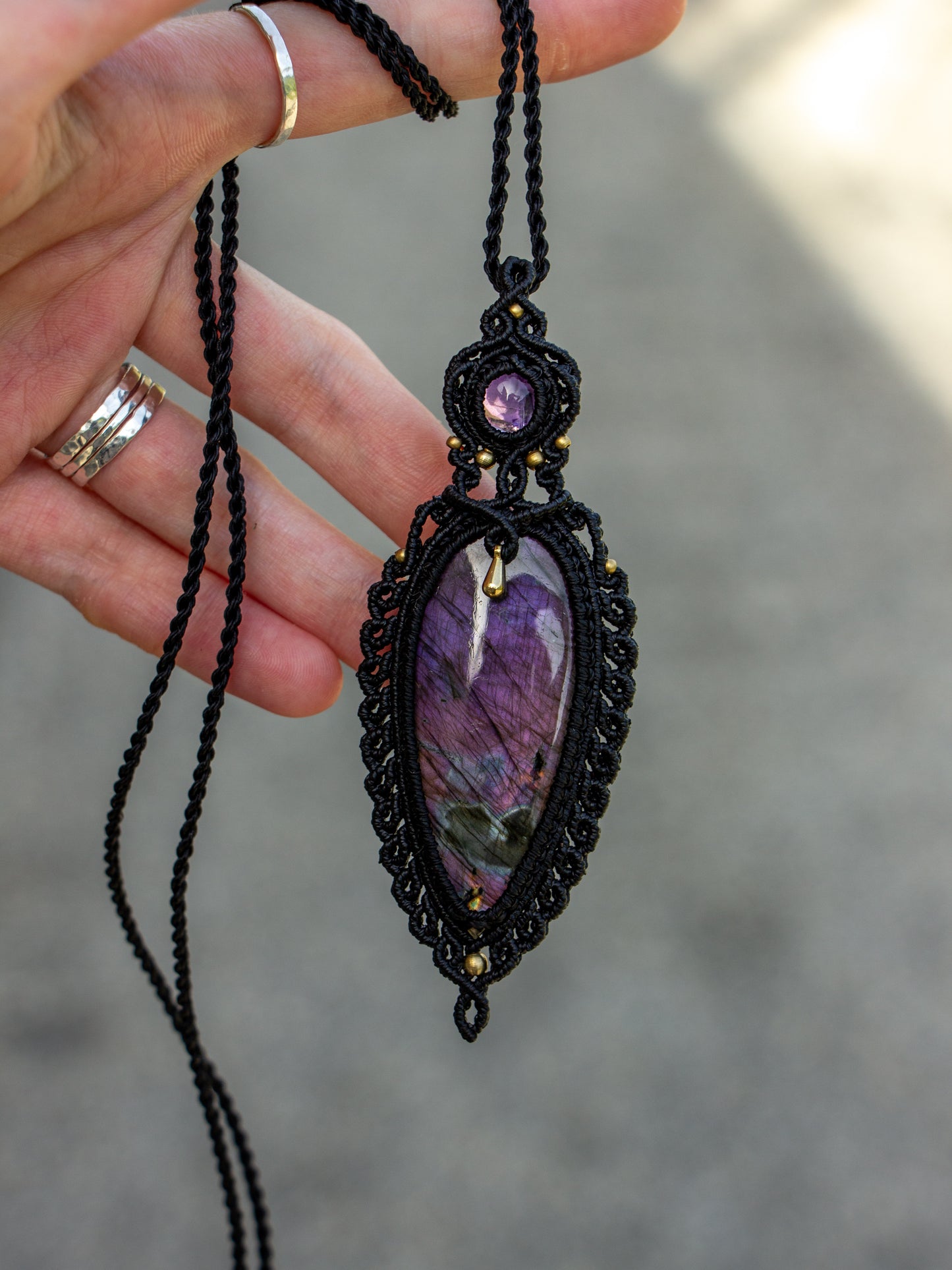 Amethyst & Labradorite macrame necklace