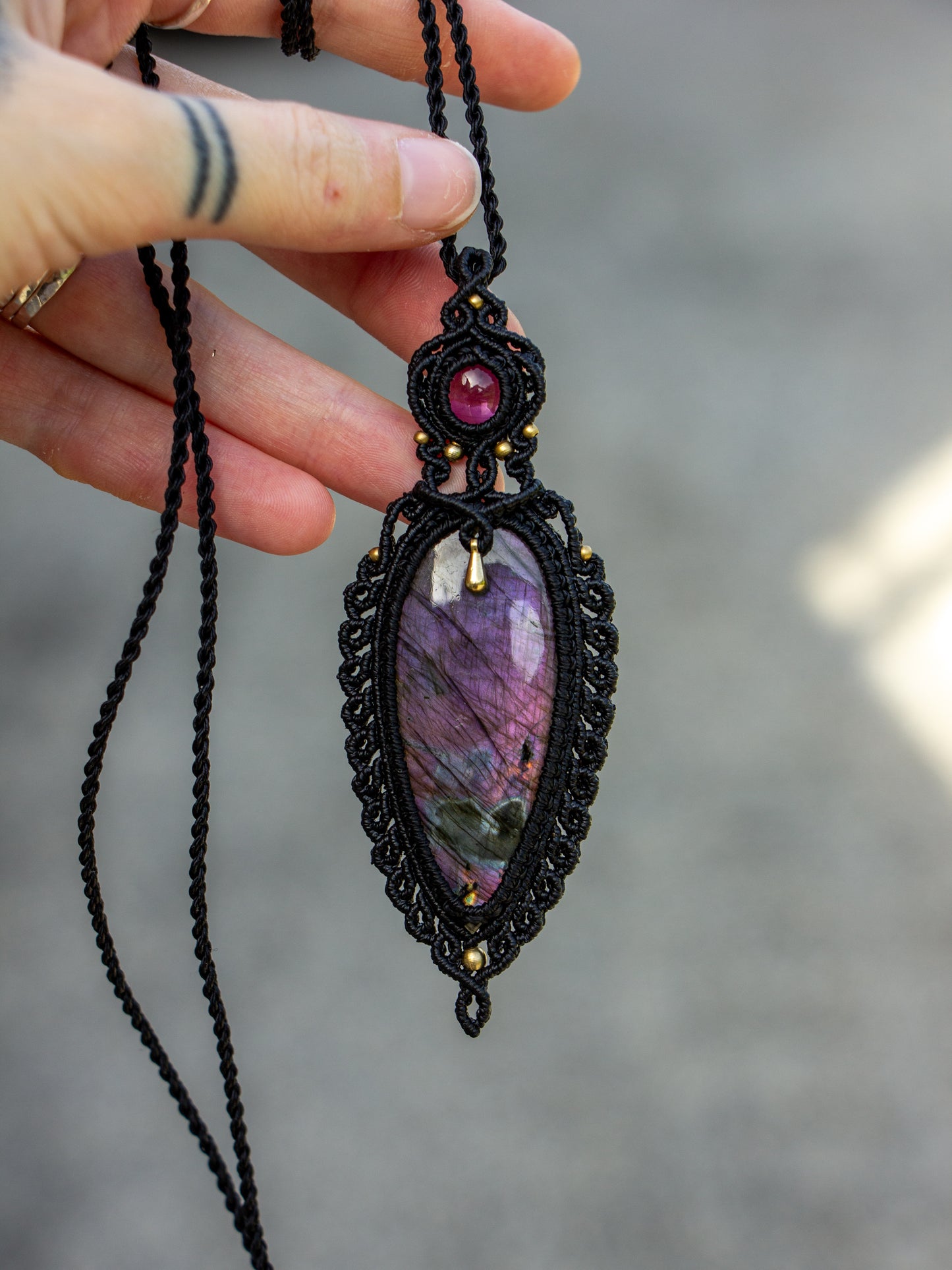 Amethyst & Labradorite macrame necklace