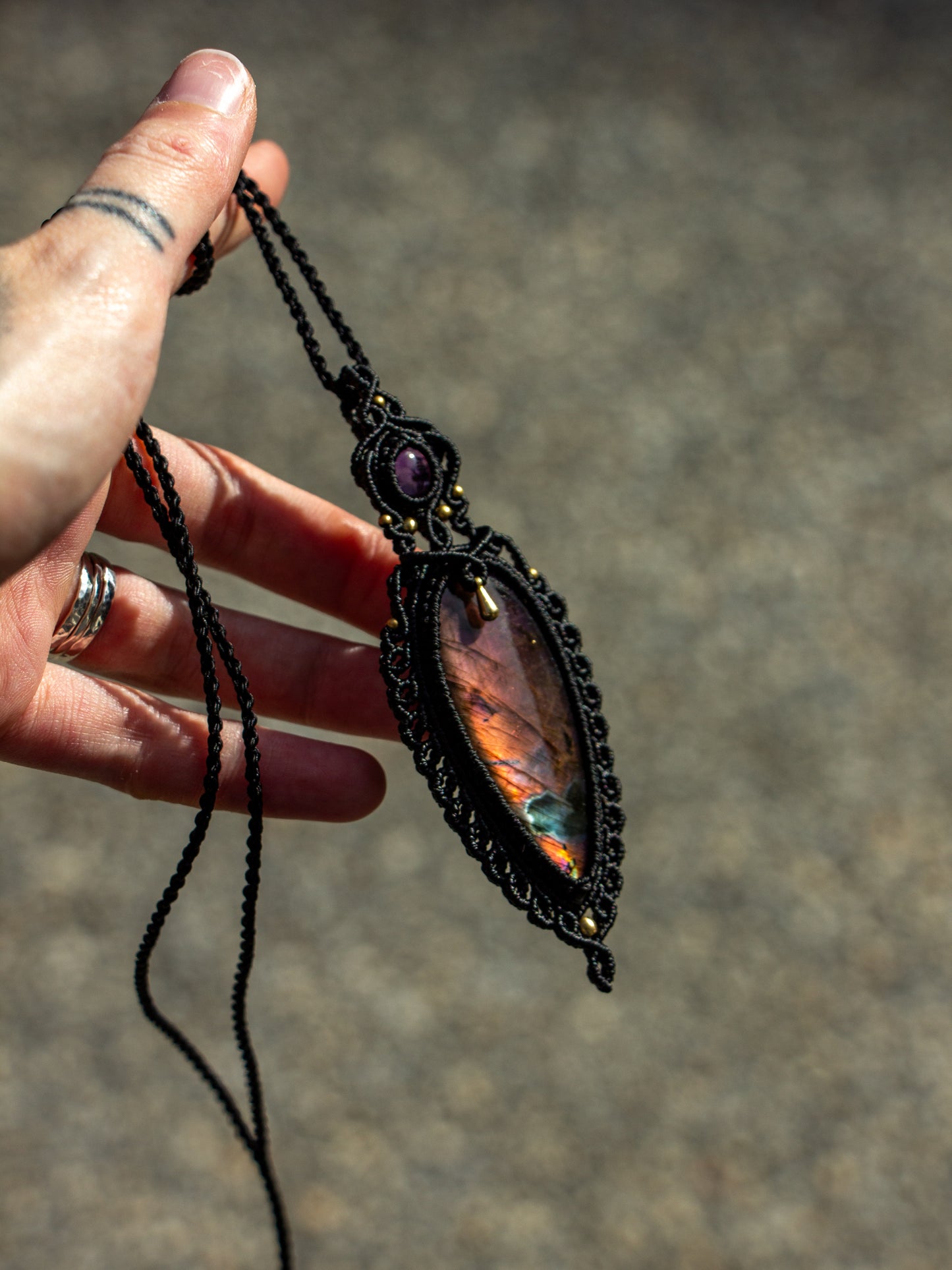 Amethyst & Labradorite macrame necklace