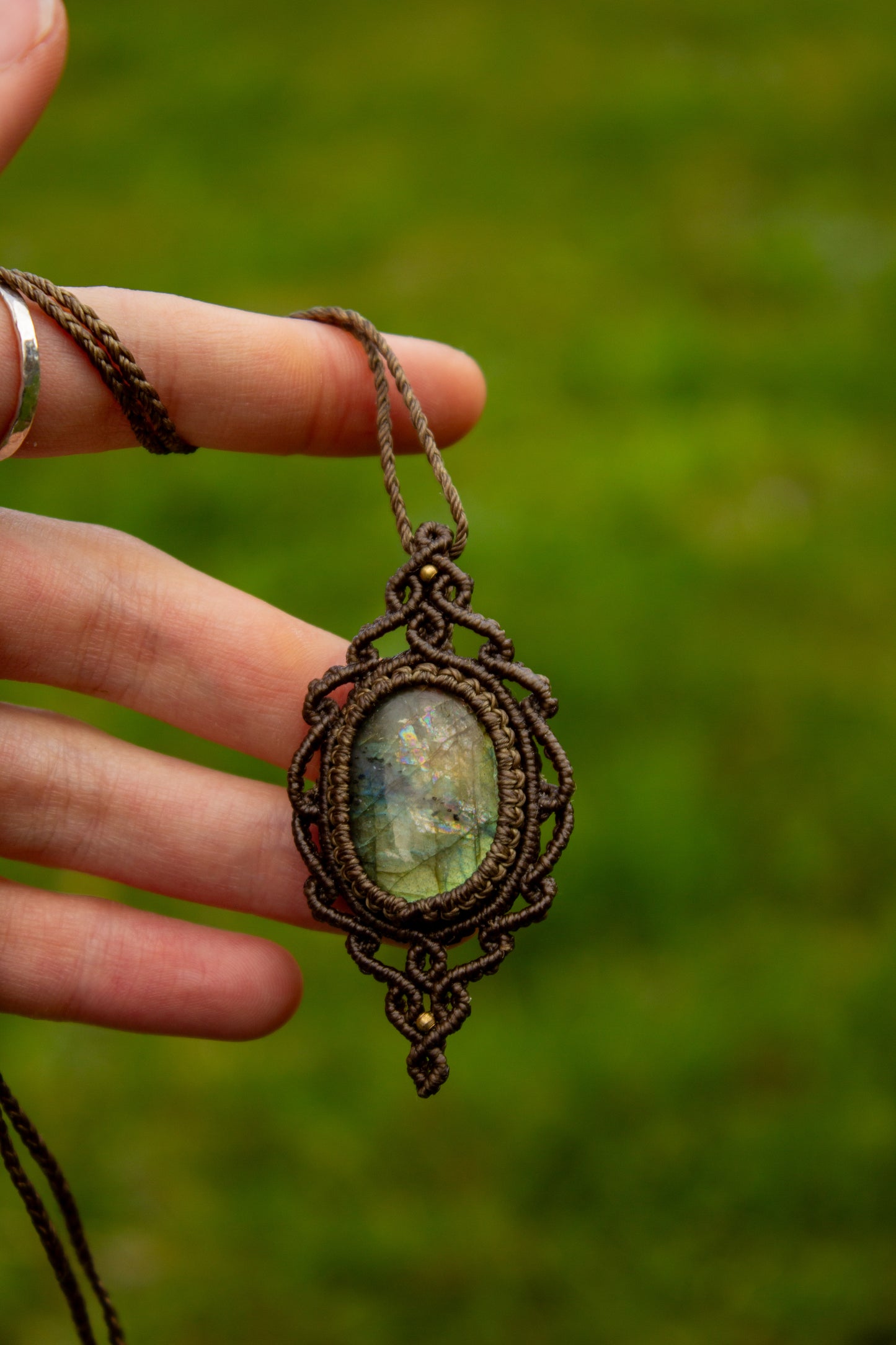 Labradorite • macrame necklace