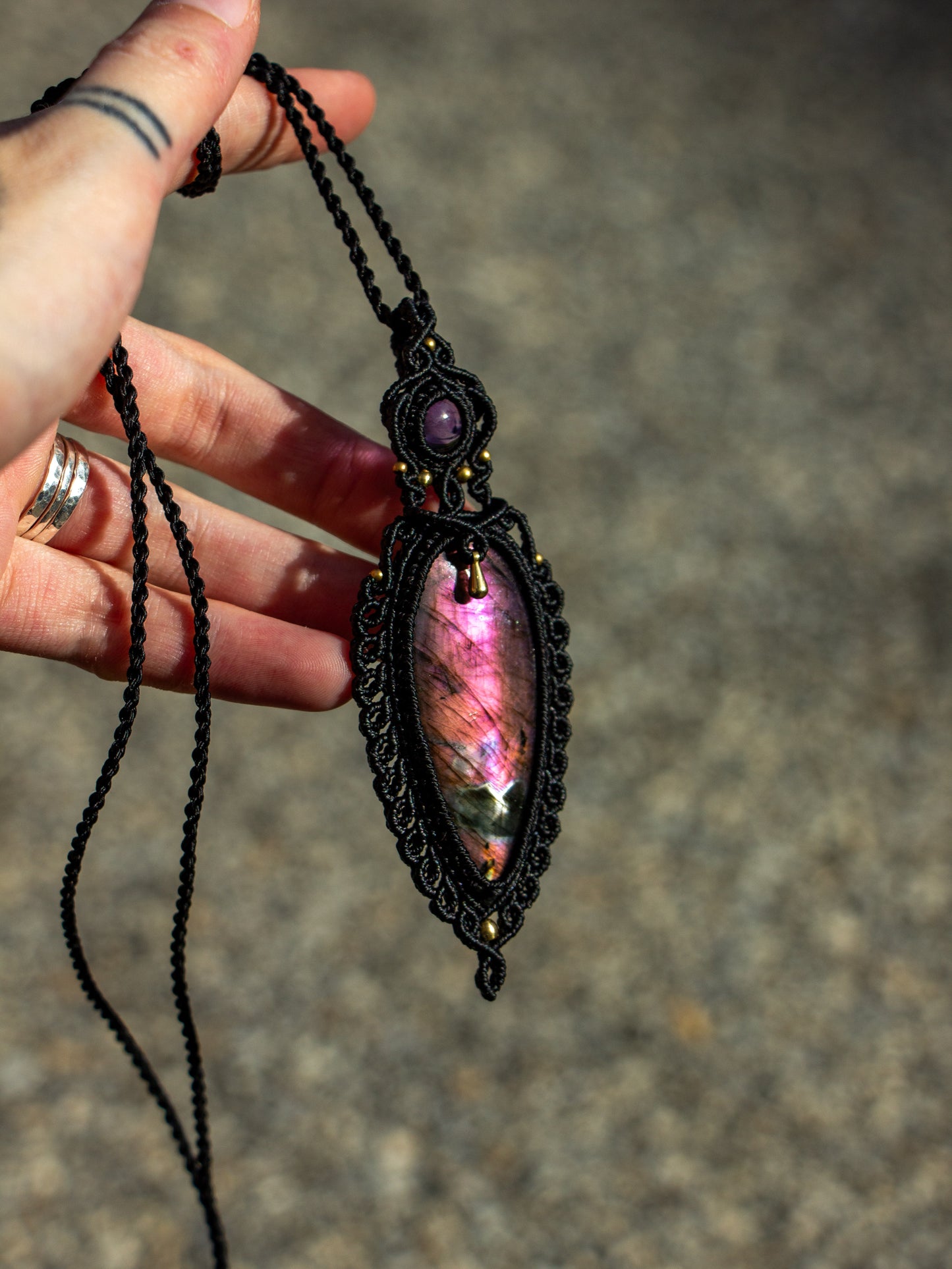 Amethyst & Labradorite macrame necklace