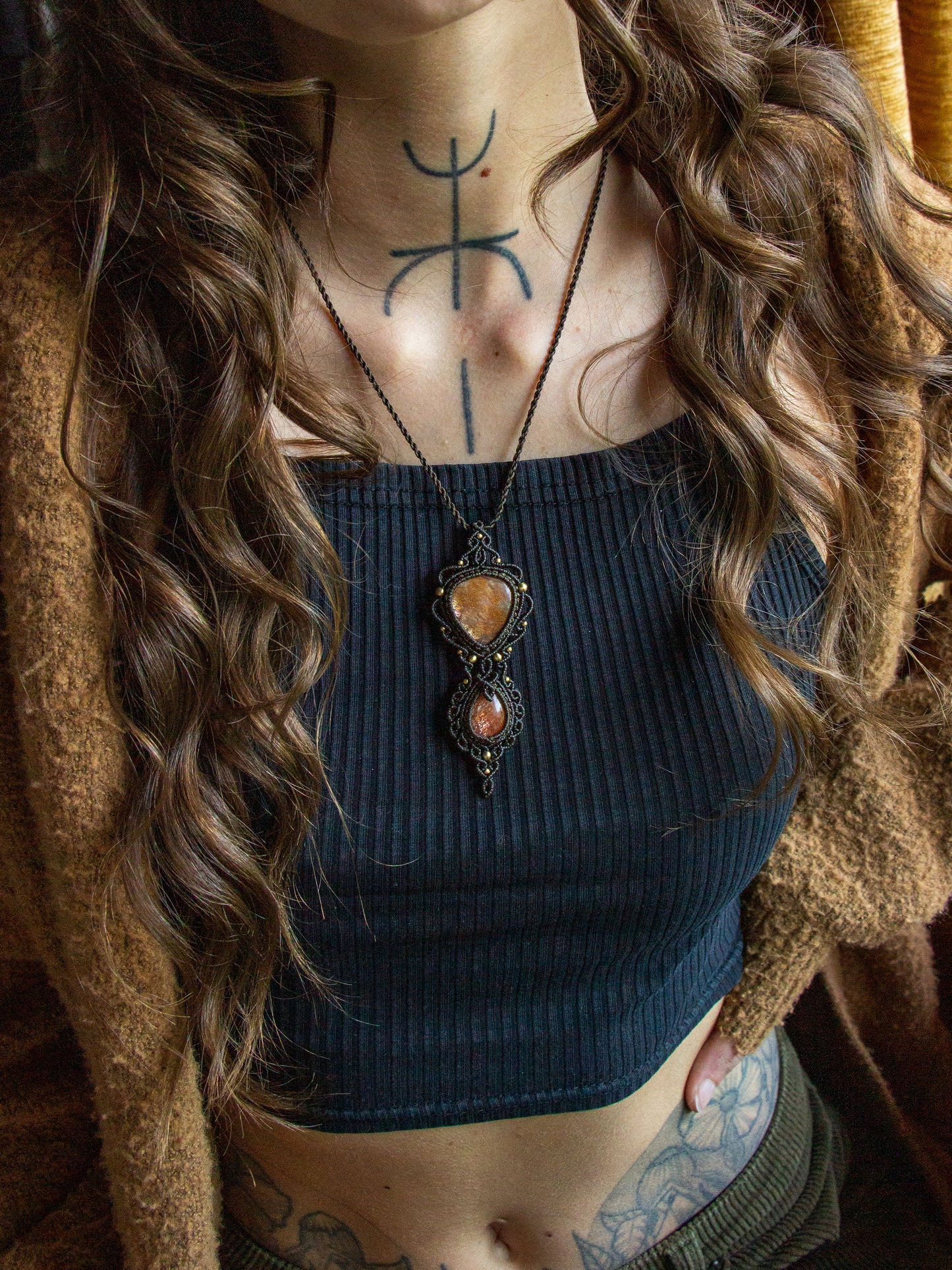 Saphire & Sunstone macrame necklace