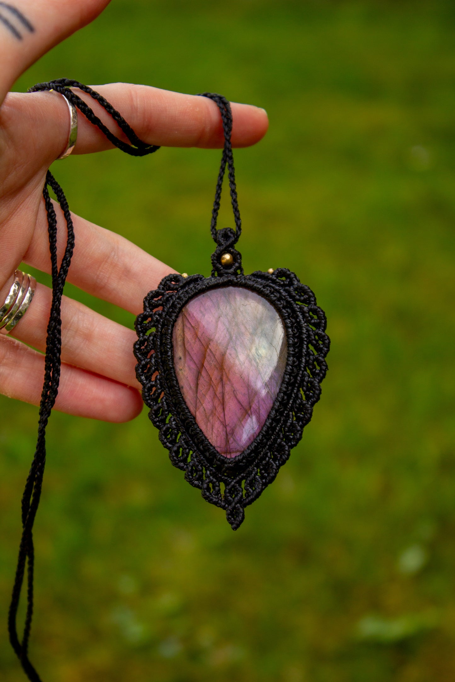 Labradorite macrame necklace