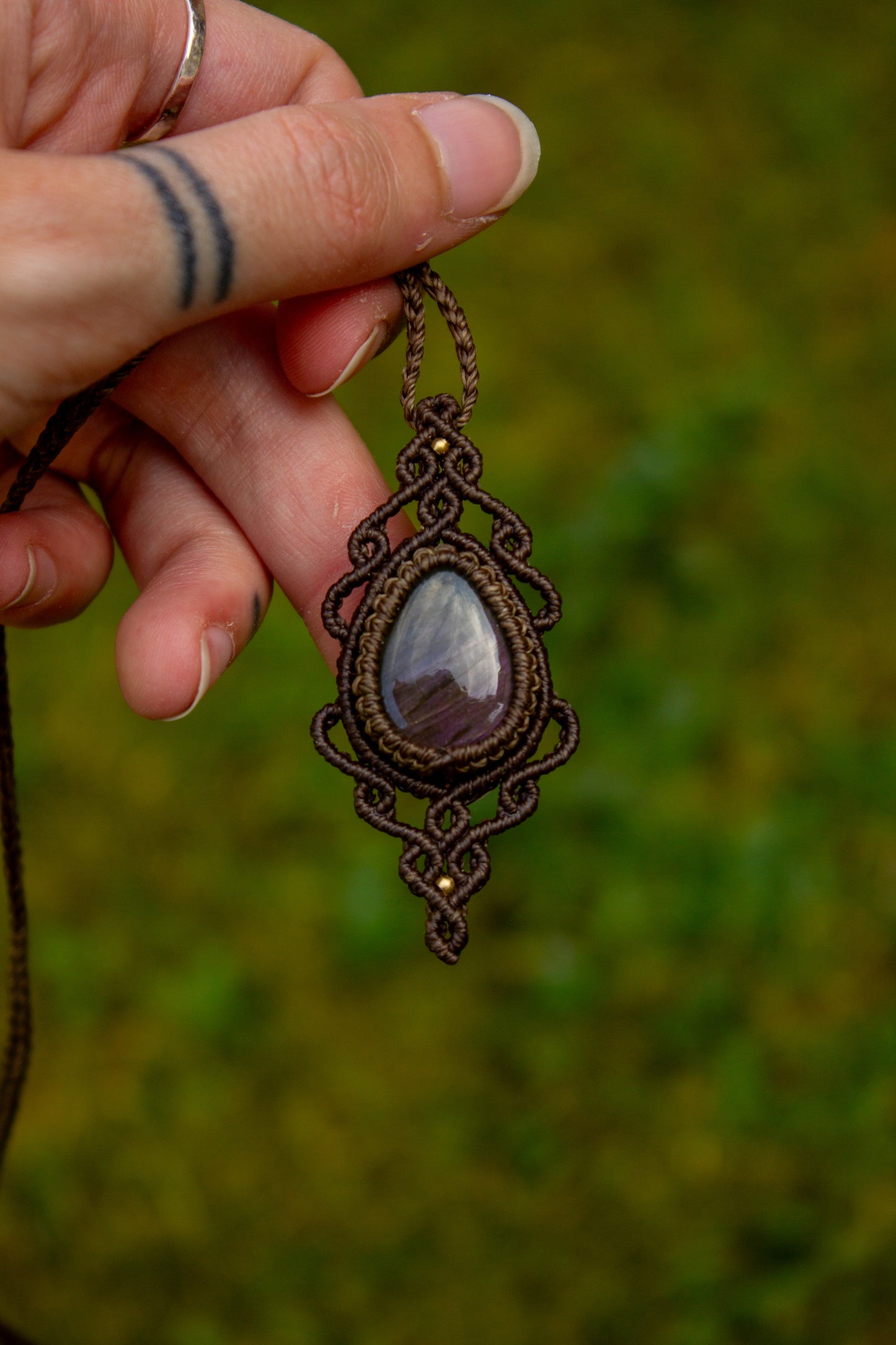 Labradorite macrame necklace