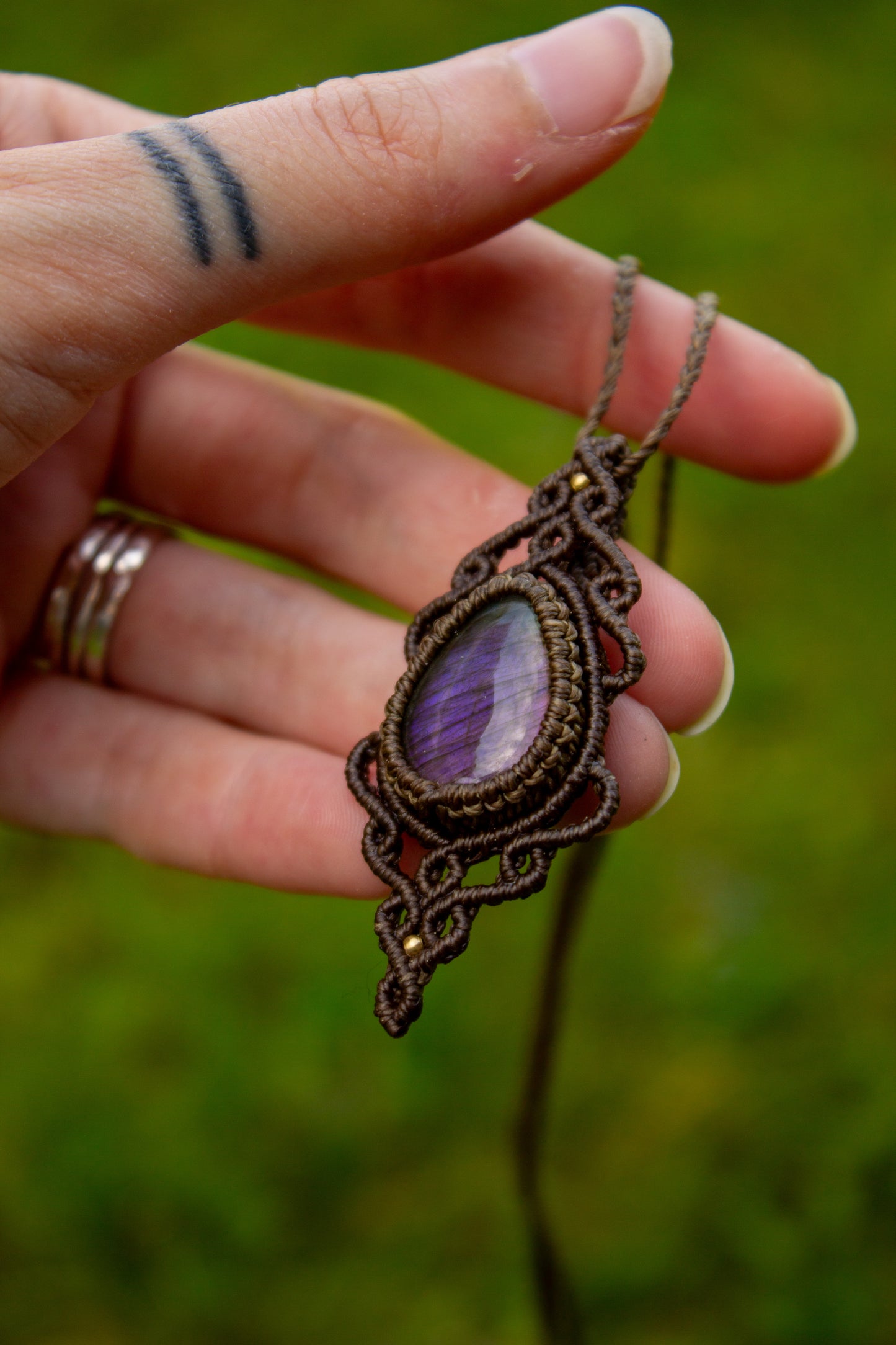 Labradorite macrame necklace