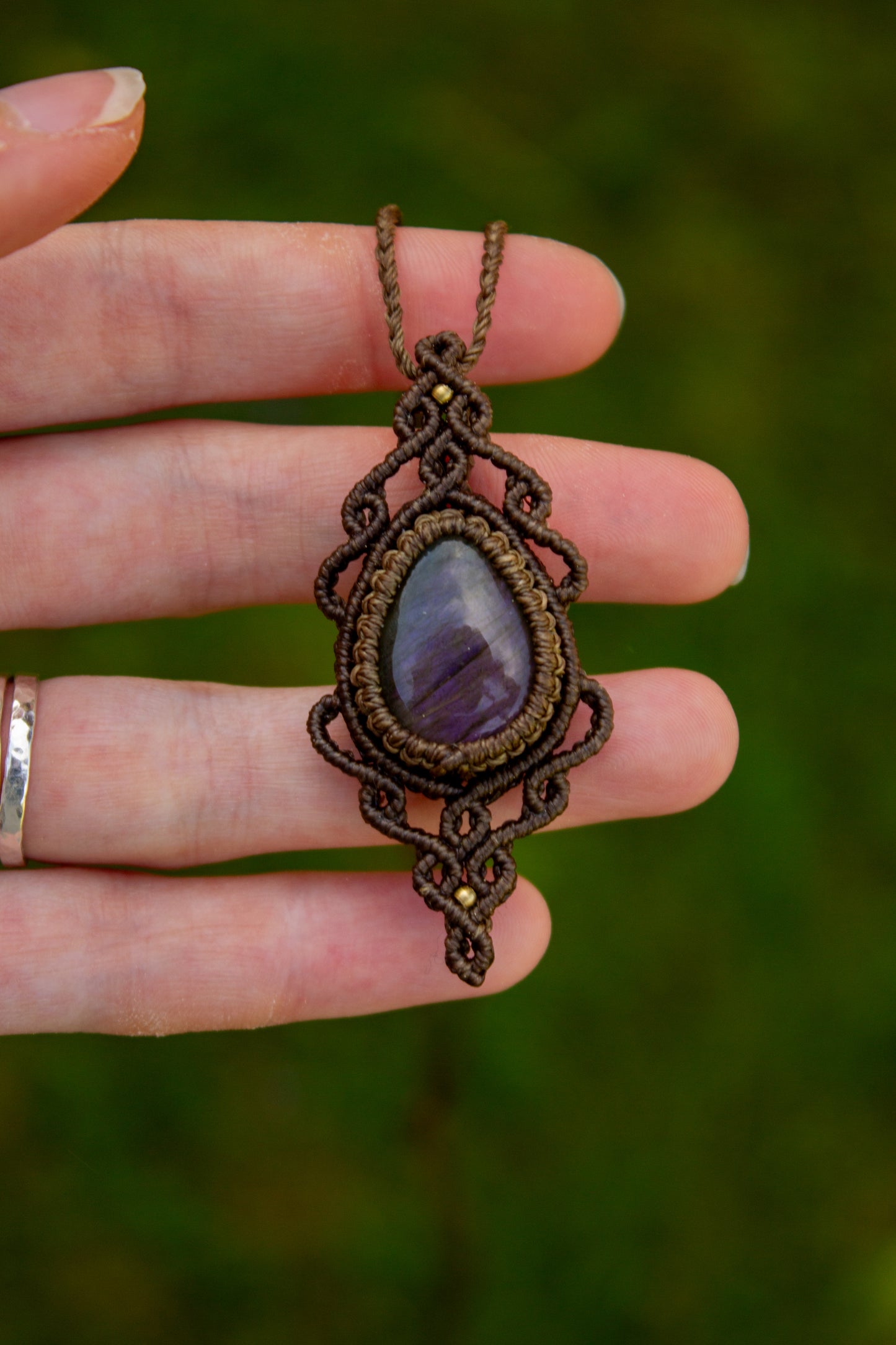 Labradorite macrame necklace