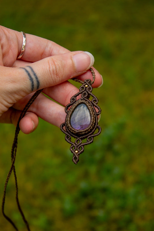 Labradorite macrame necklace