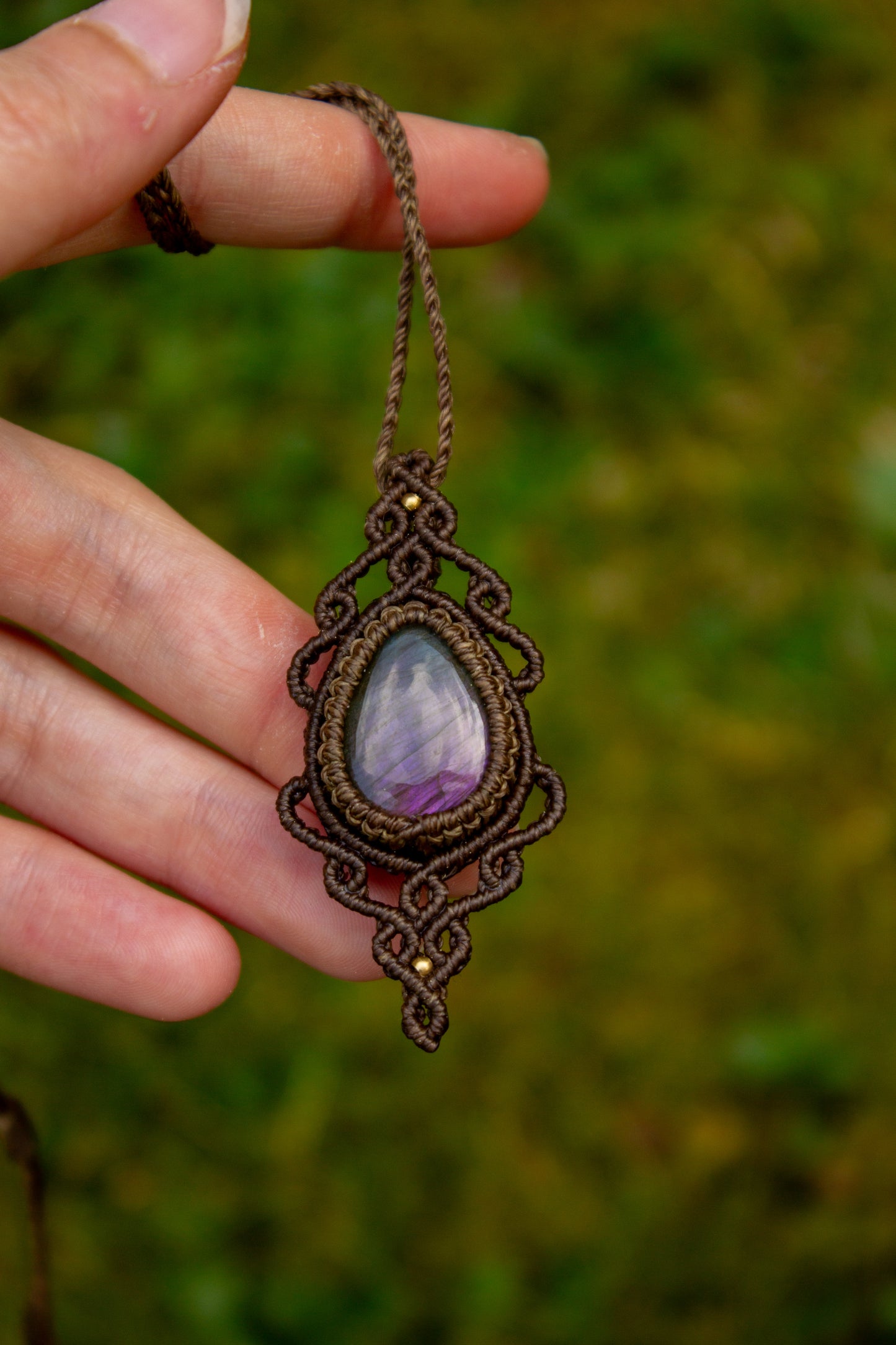 Labradorite macrame necklace