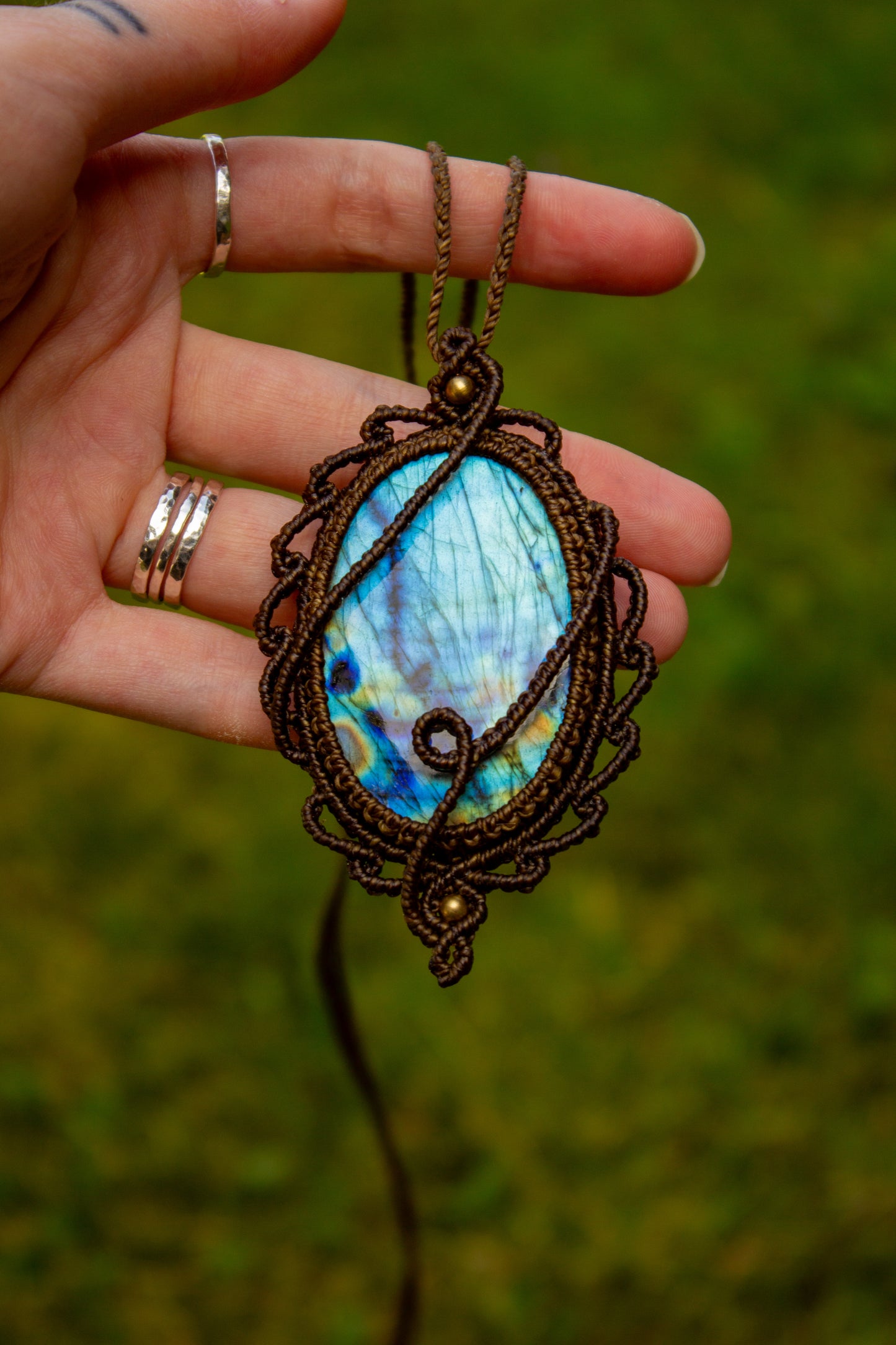Labradorite macrame necklace