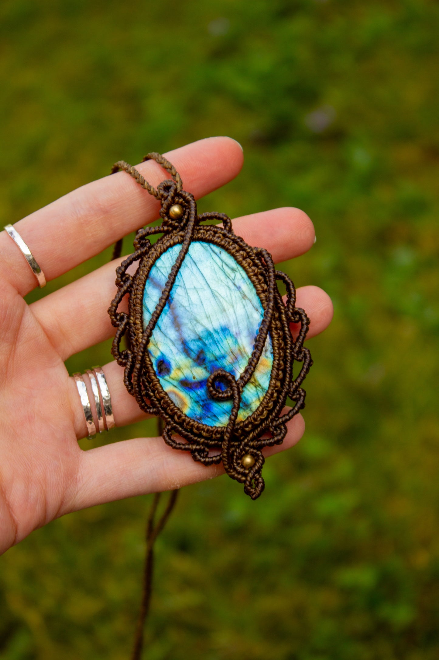 Labradorite macrame necklace