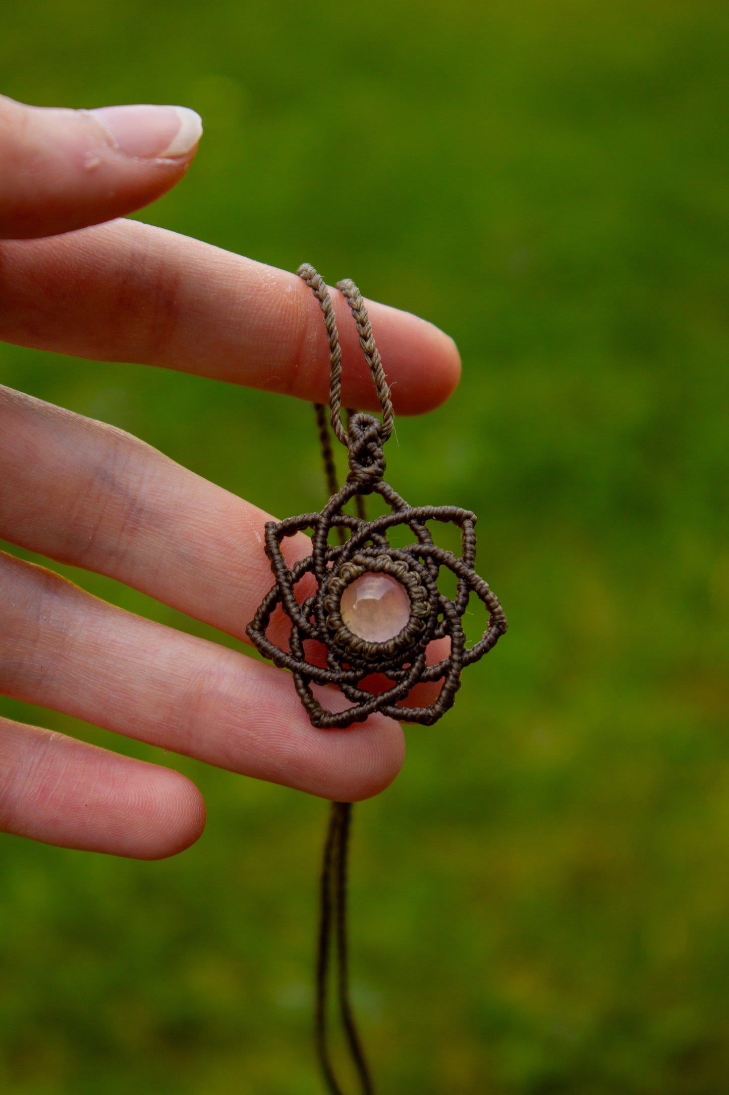 Rose Quartz macrame necklace