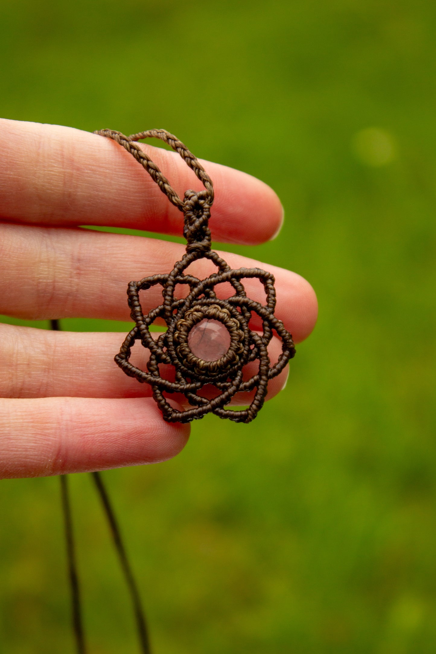 Rose Quartz macrame necklace