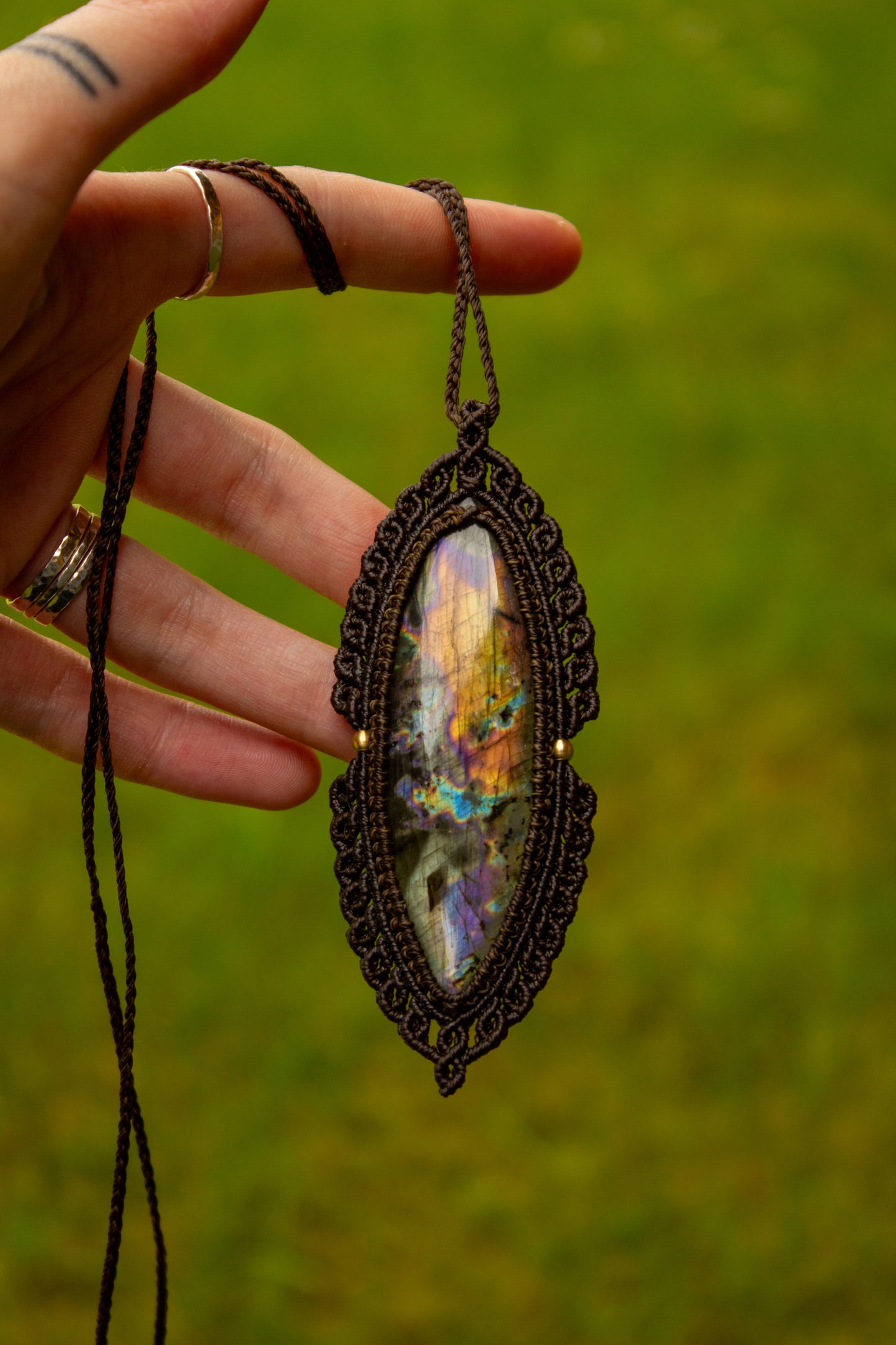 Labradorite macrame necklace