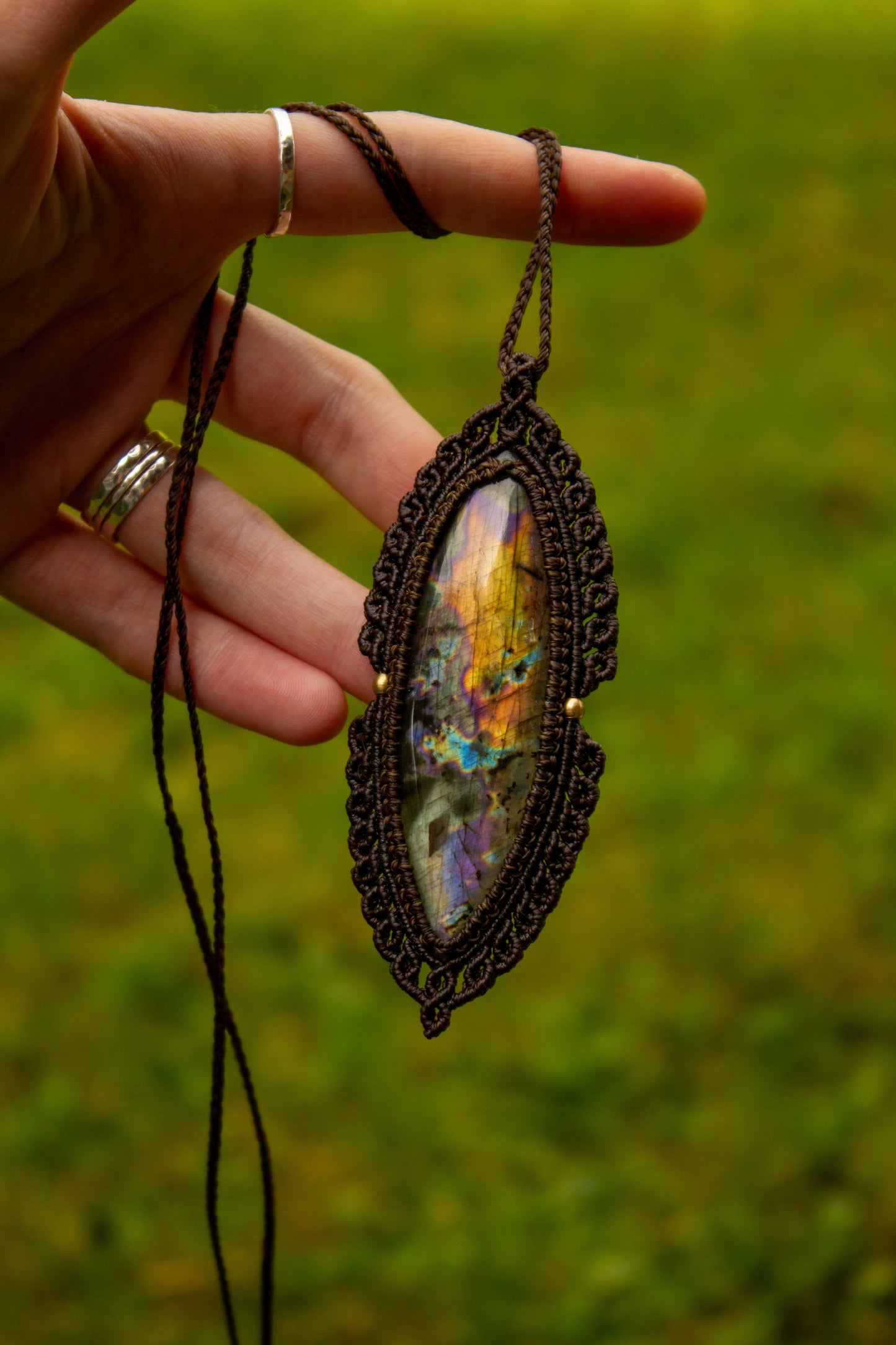 Labradorite macrame necklace