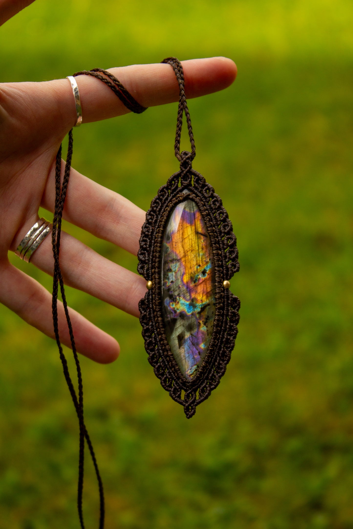 Labradorite macrame necklace
